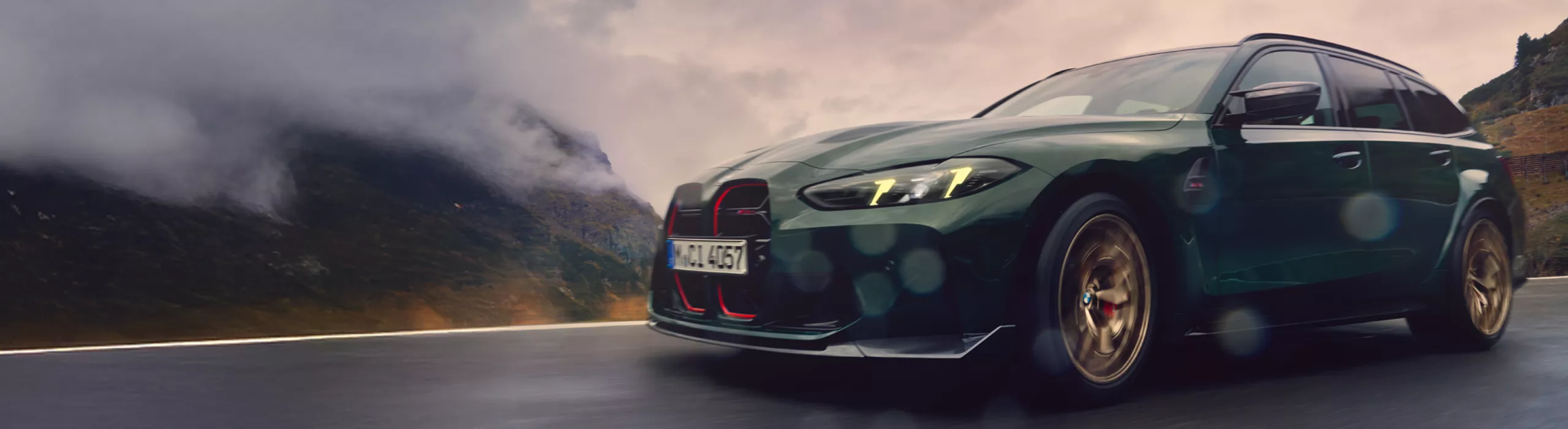 Exterior View of the BMW M3 Competition Touring with M xDrive in Voodoo Blue