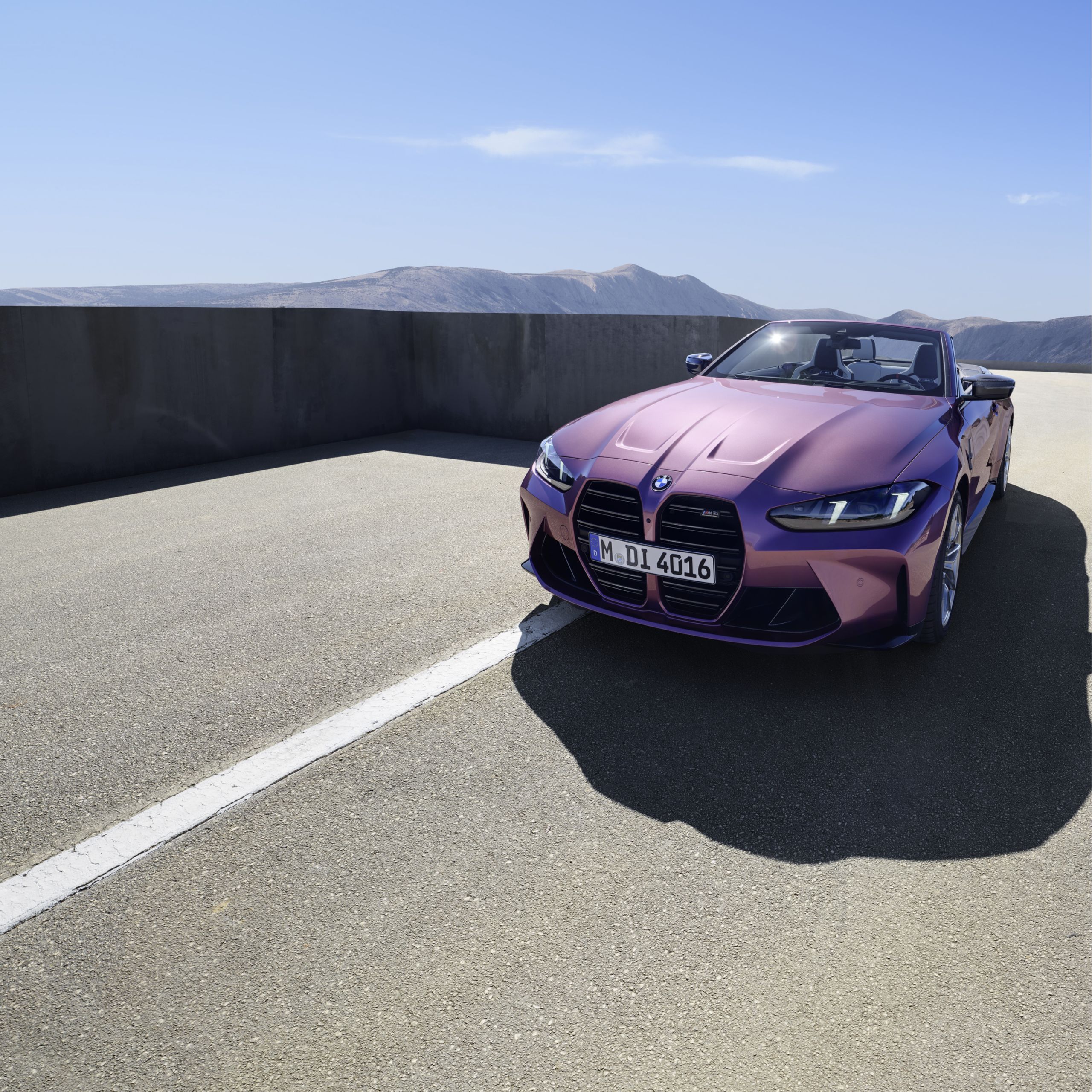 xDrive’iga kabrioleti BMW M4 Competition M välisvaade