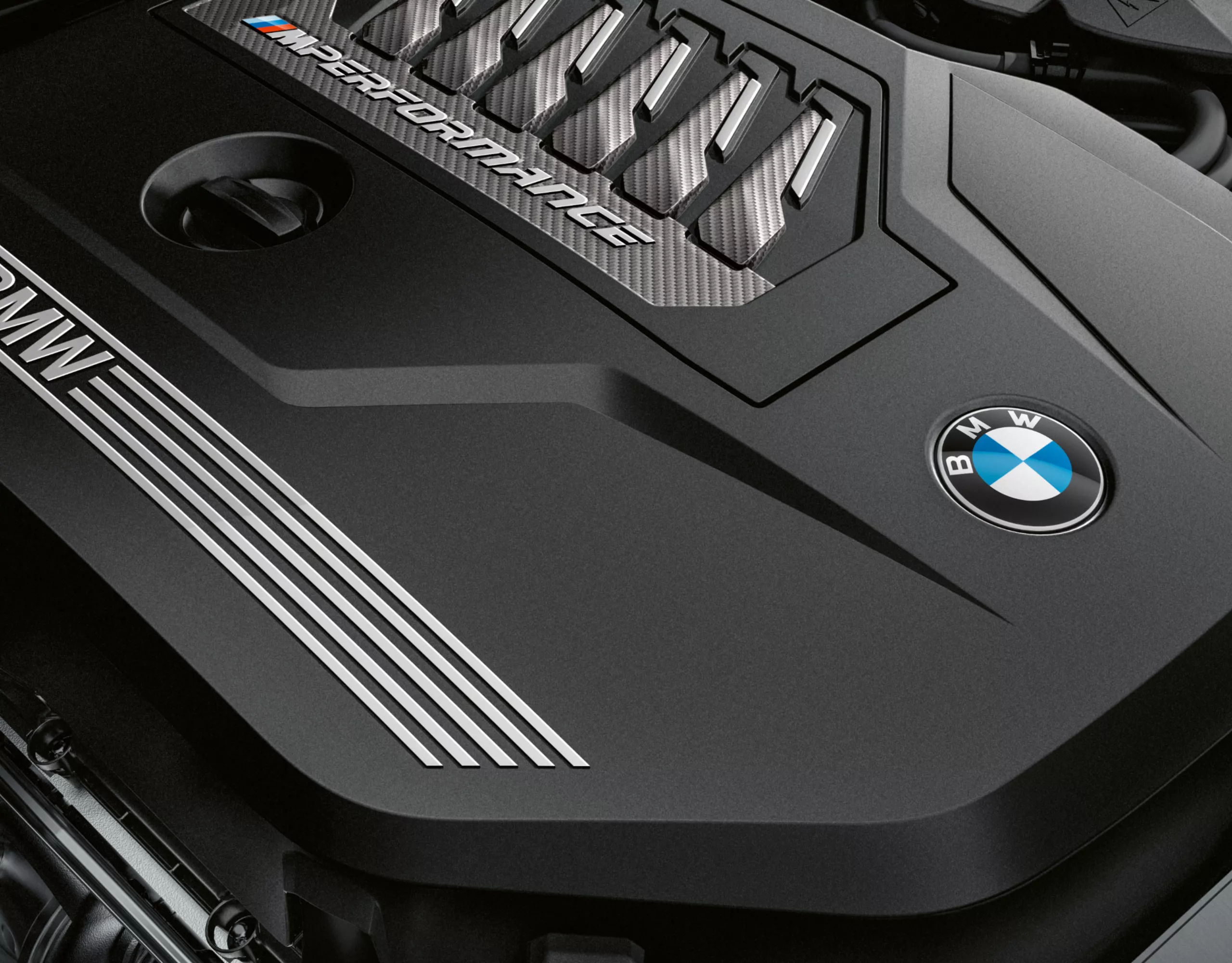 BMW M240i xDrive Coupé M TwinPower Turbo 6-cylinder engine