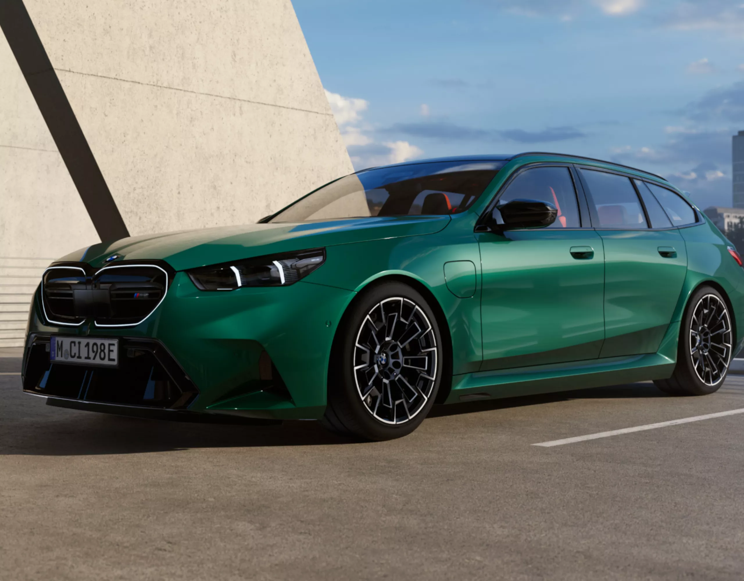 BMW M5 Touring electric range