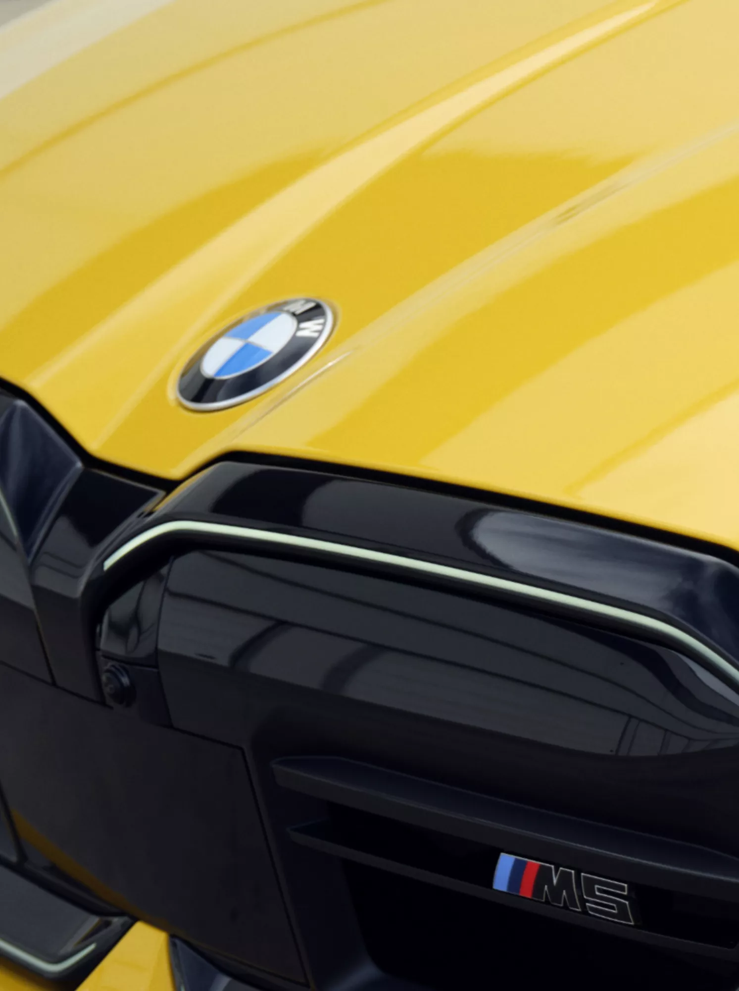 BMW M5 Touring BMW Individual Visualizer