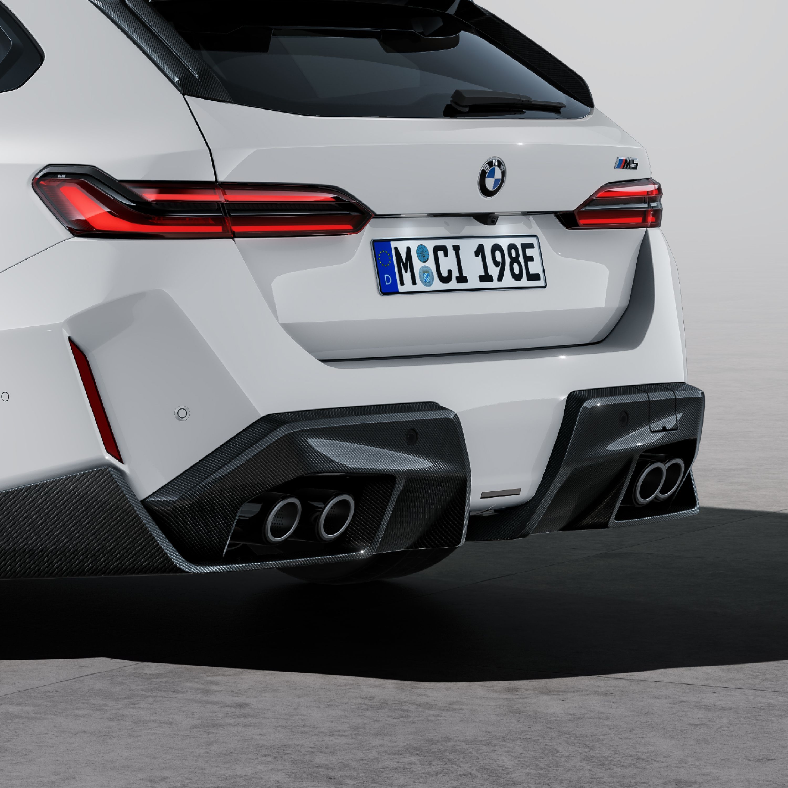 BMW M5 Touring Performance carbon rear diffuser BMW M Performance Parts