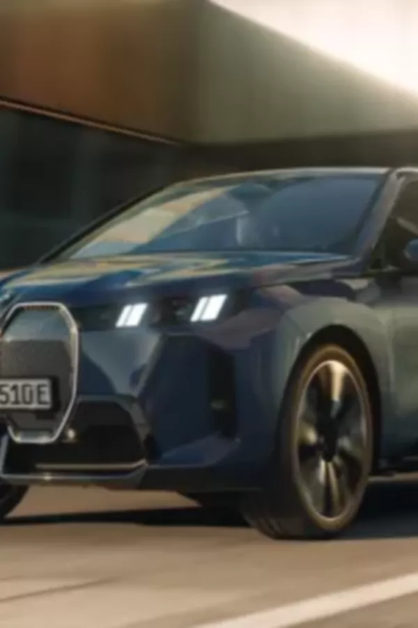 BMW iX