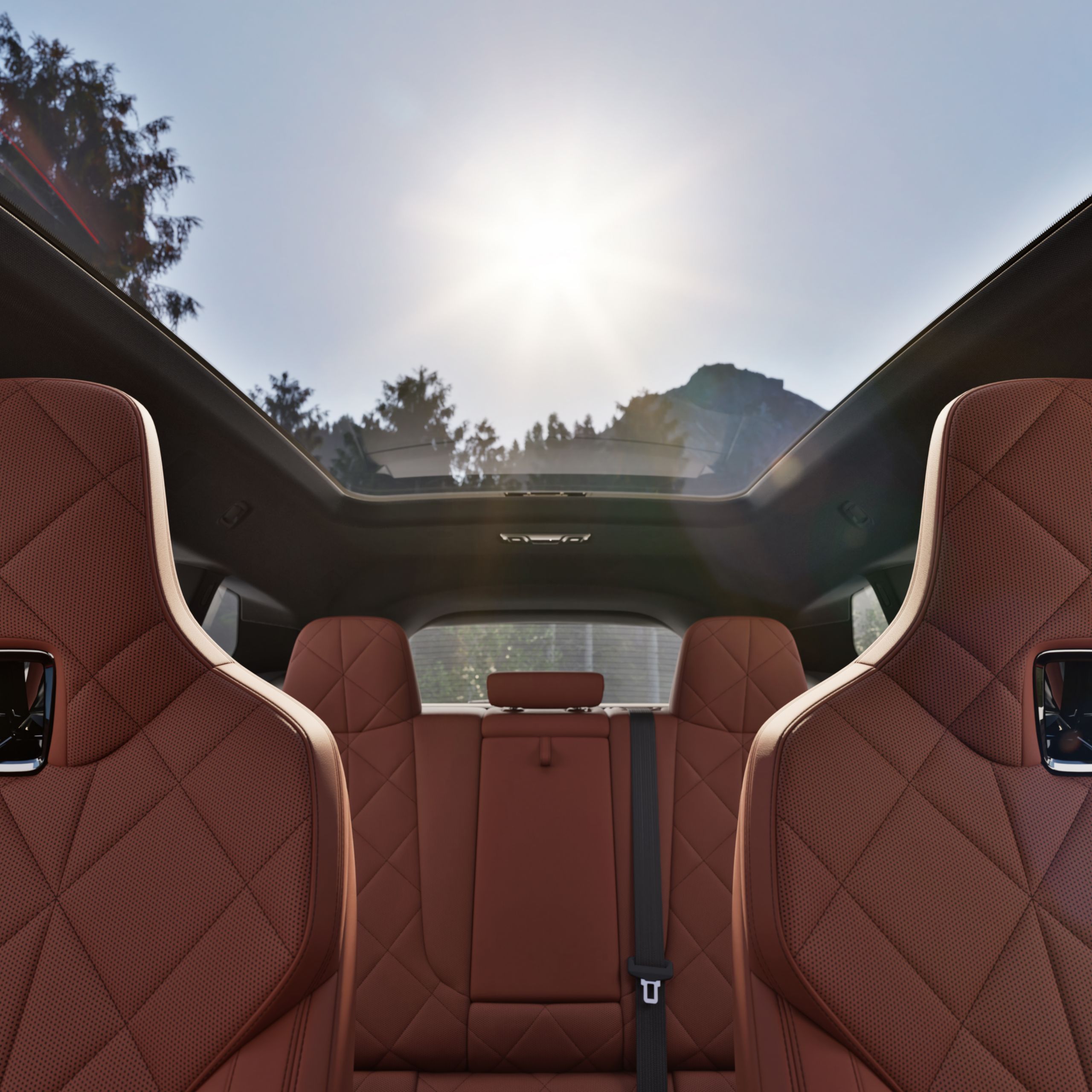 BMW iX, techo solar panorámico Sky Lounge