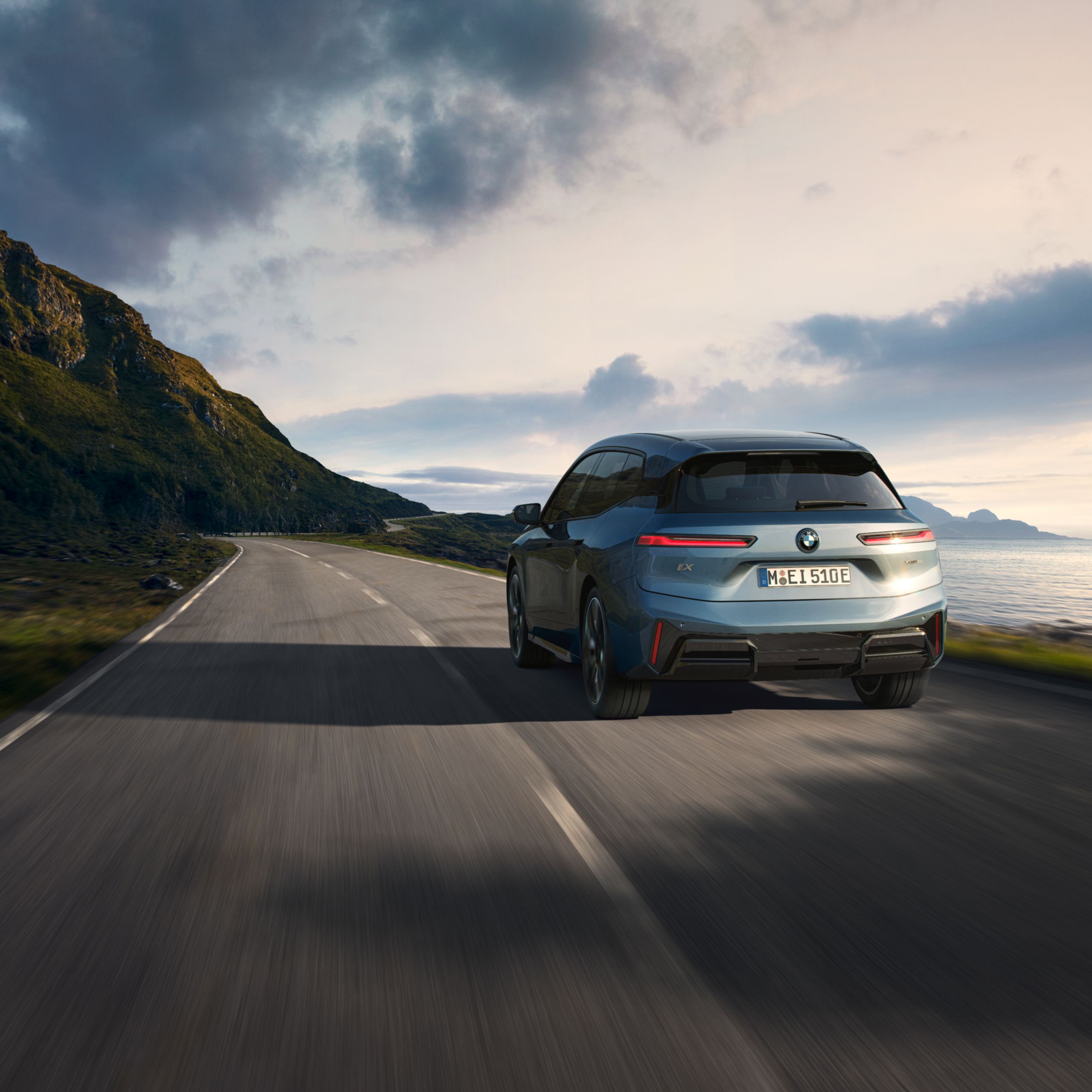 BMW iX, aceleración