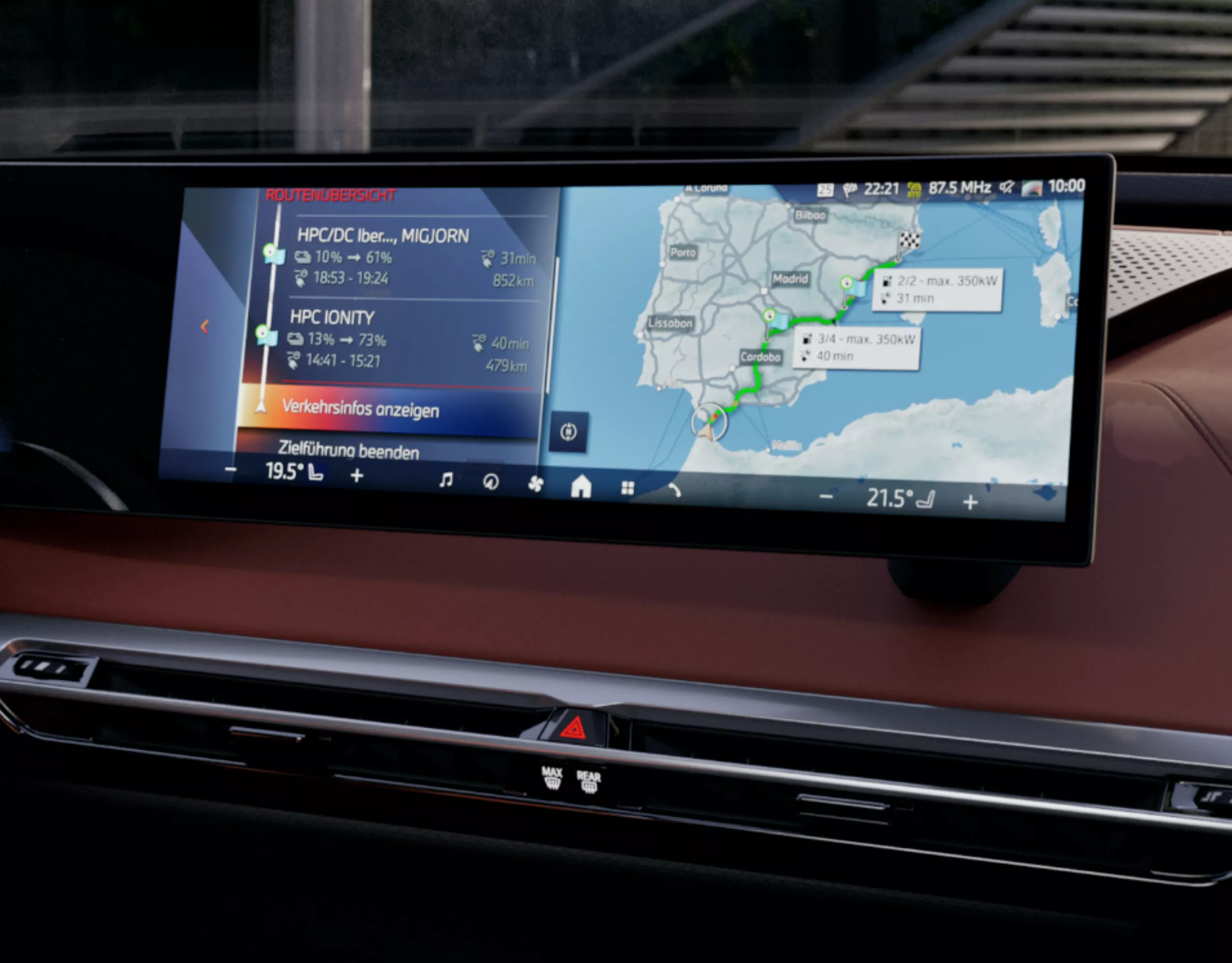 BMW iX BMW Maps Connected Charging