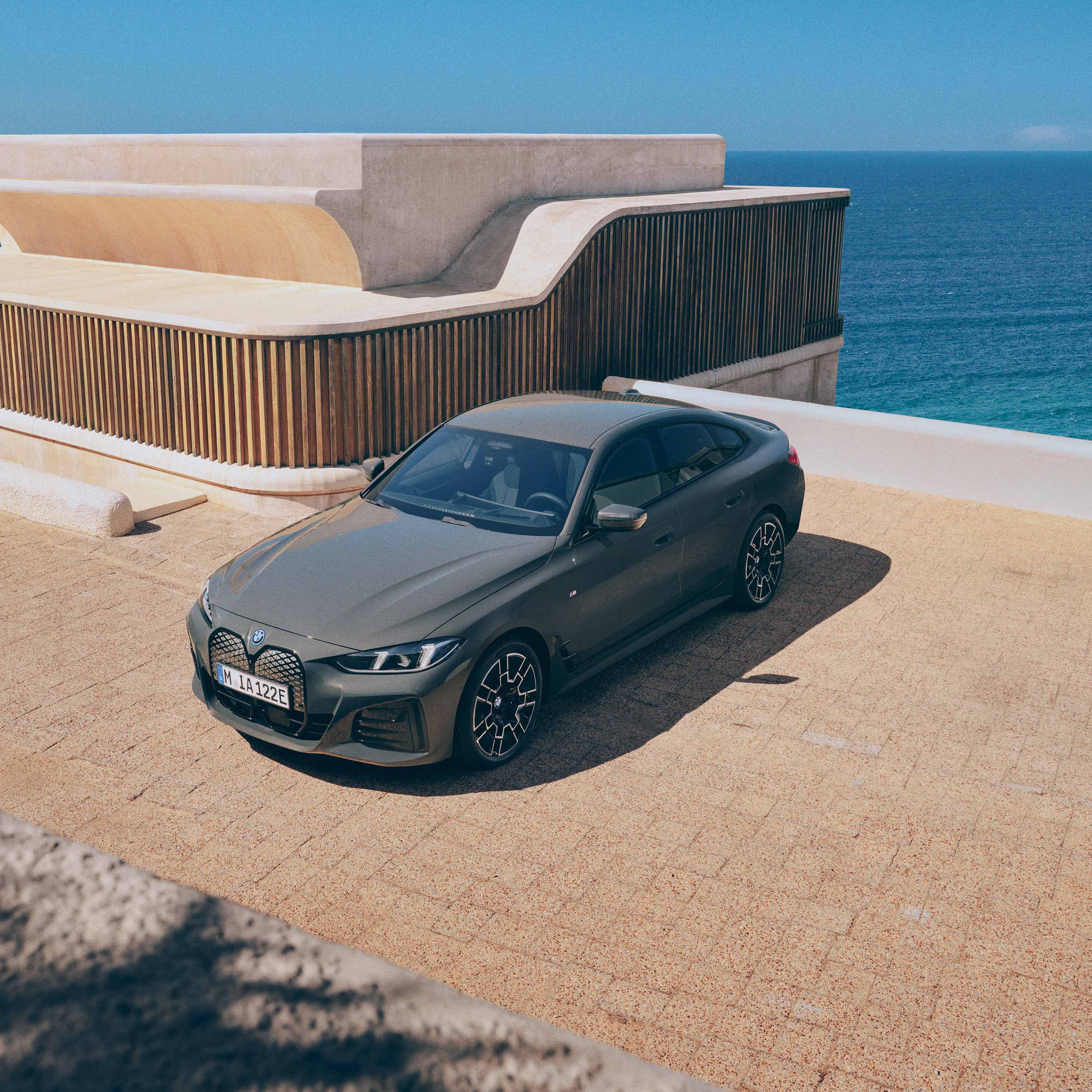 BMW iX2