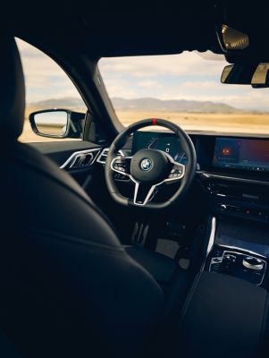 BMW i4 M50 Gran Coupé blue interior