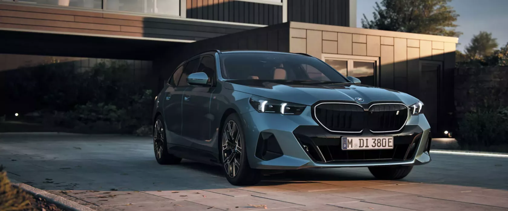 BMW i5 Touring G61 BEV