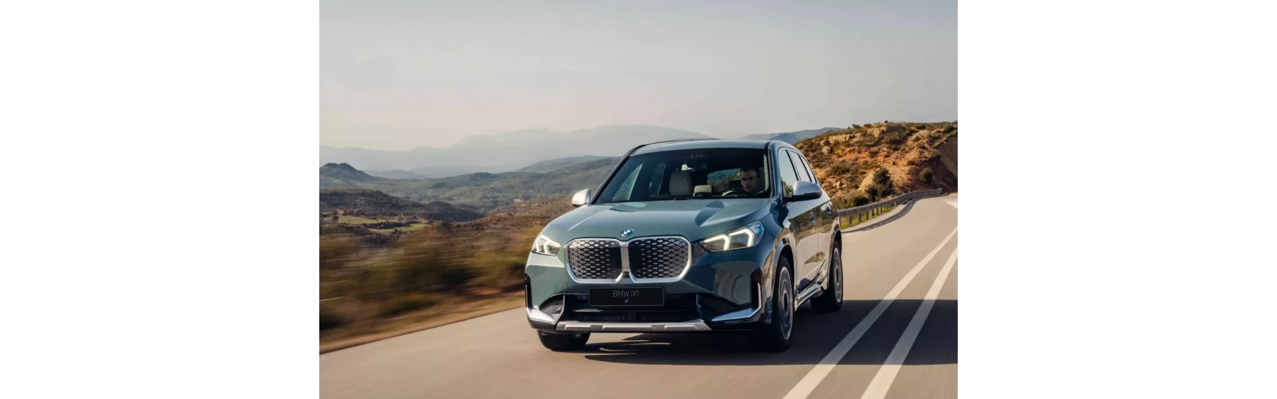  BMW iX1 eDrive20 Pasiūlymo kaina 41 926 Eur.