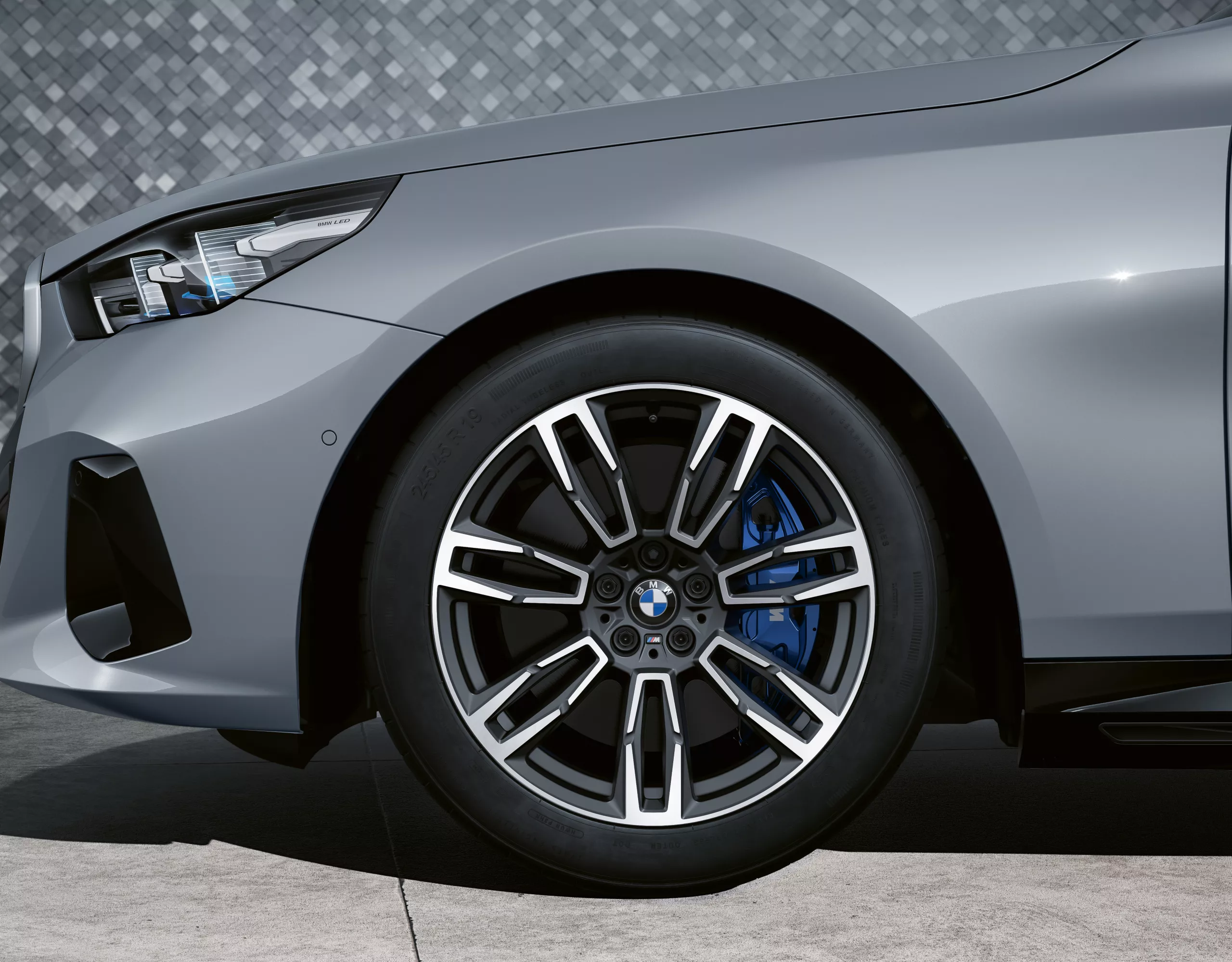 19'' M lättmetallfälgar dubbeleker 871 M