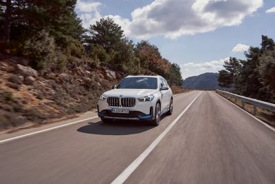 BMW iX1 white front view 