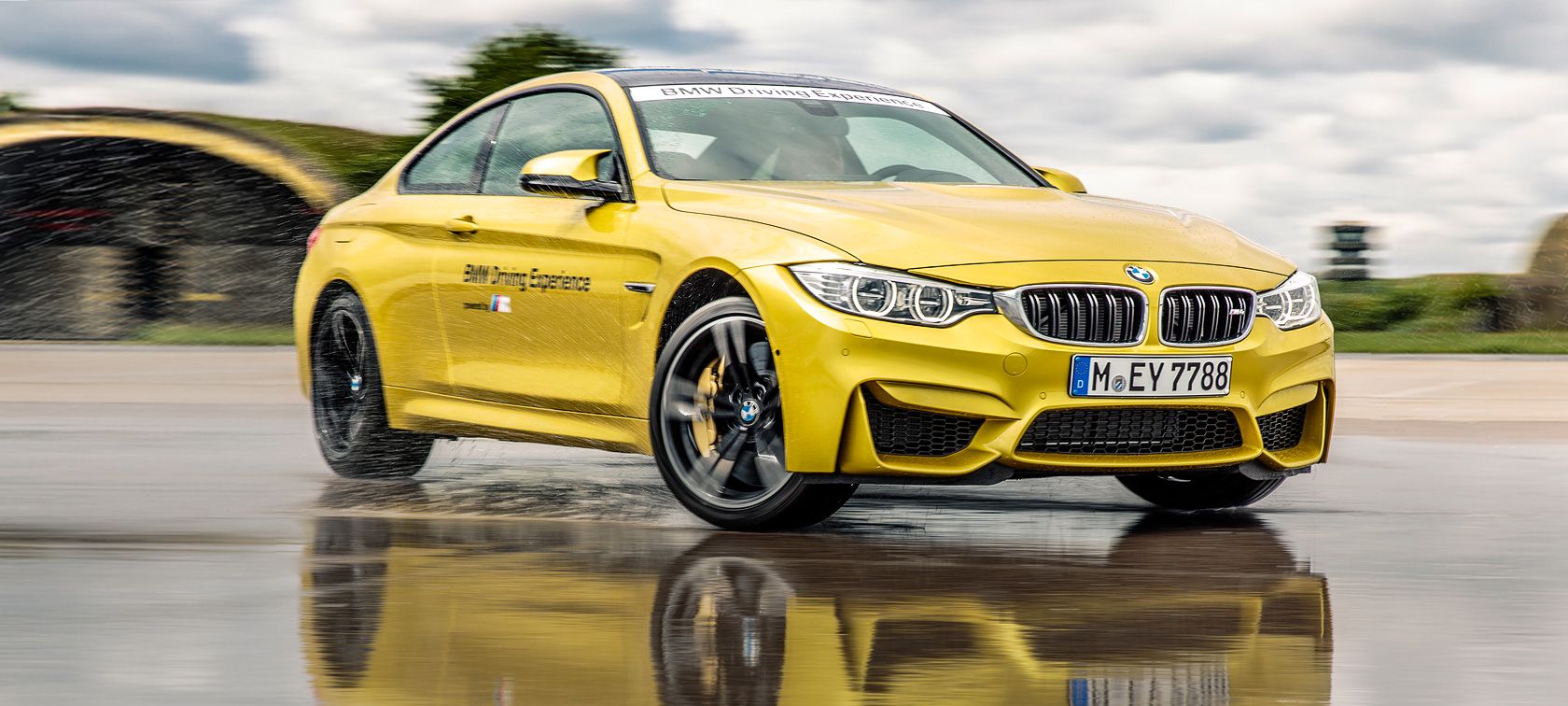 M Driving Experience.
