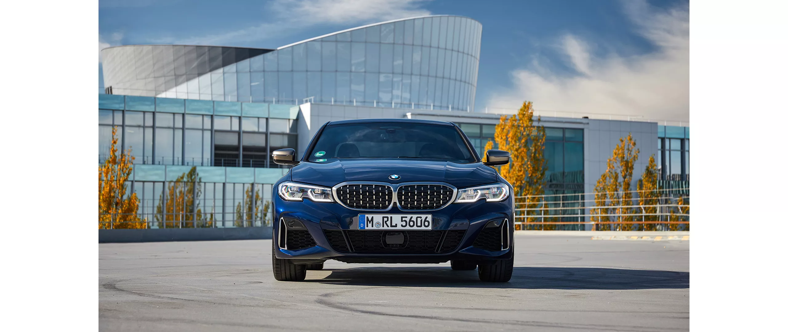 BMWキドニー・グリル、グリルの進化、フロント、BMWエンブレム、BMWグリル