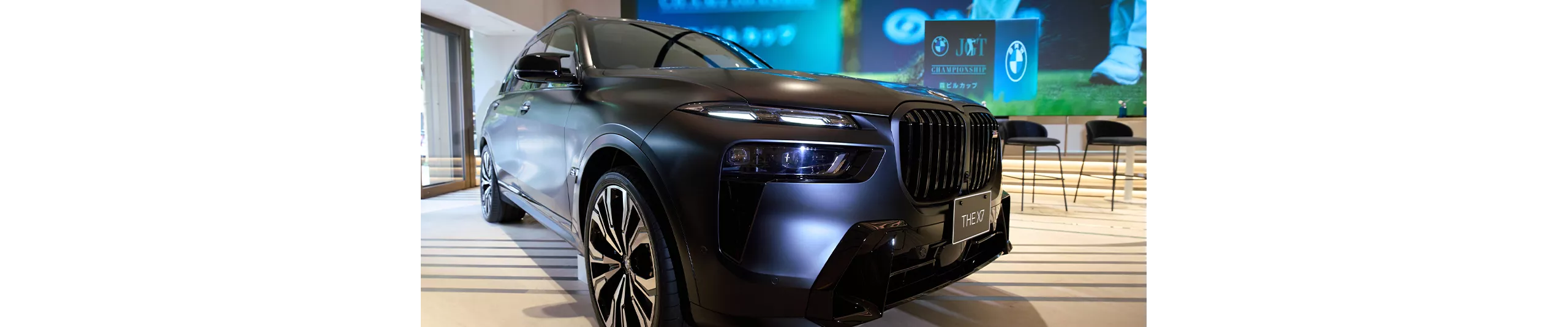 BMW X7 M60i xDrive BLACK-α