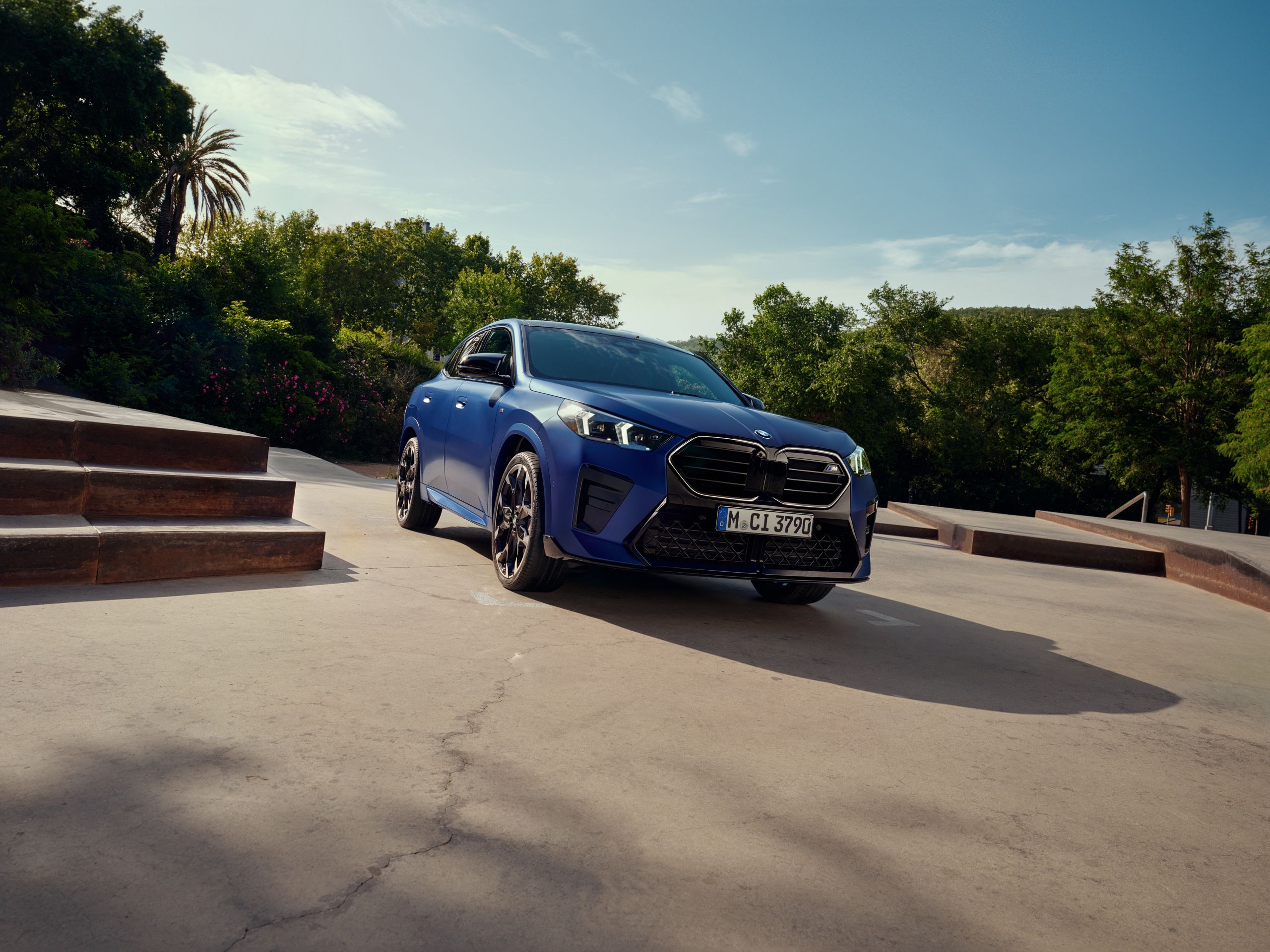 Пропозиція щодо фінансування та лізингу автомобілів BMW 2025 року виробництва