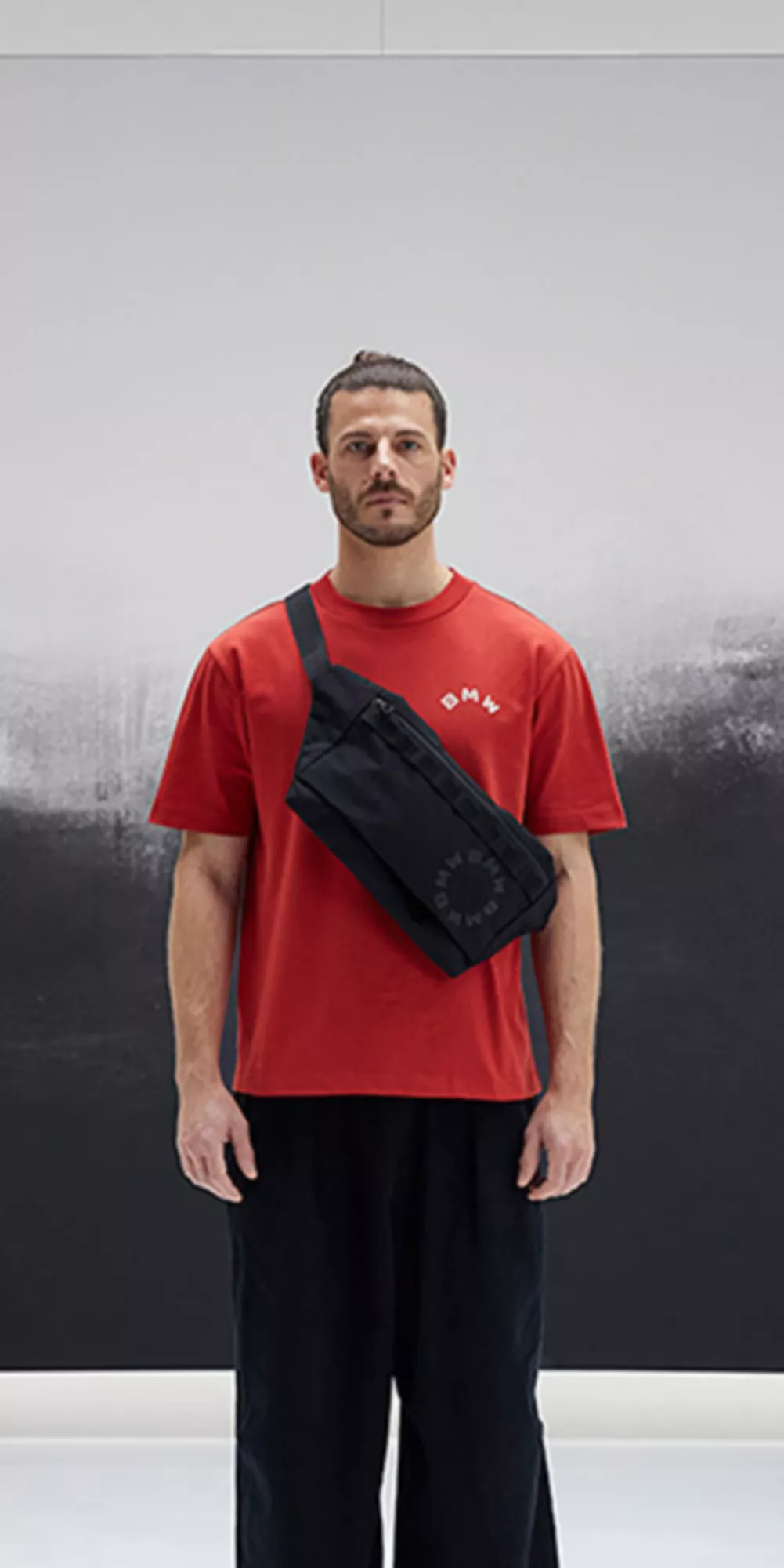 BMW Lifestyle shirt in black with large, white Z1 lettering on the back and a black BMW Z1 on a red background depicted below