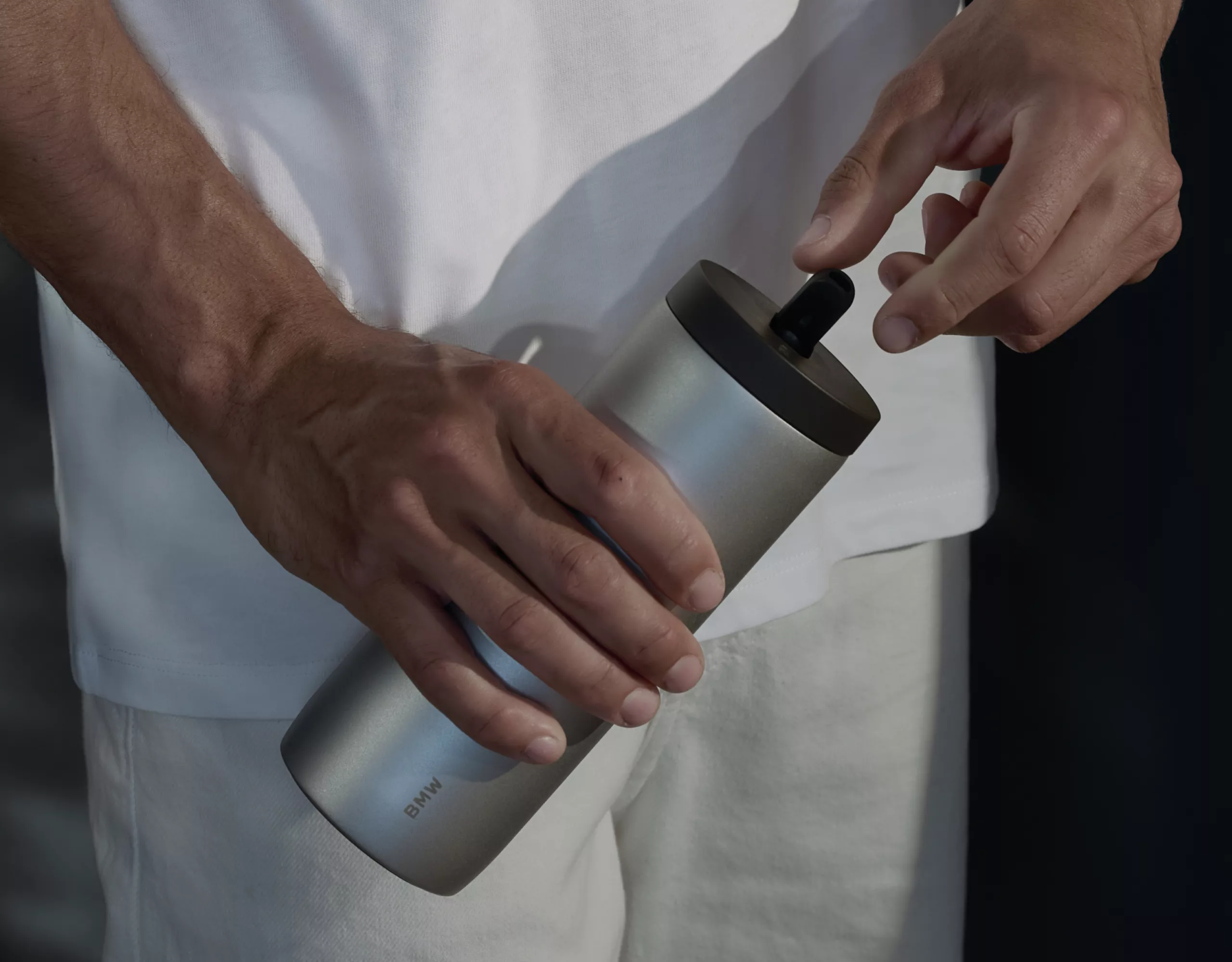 BMW Lifestyle Accessories BMW bottle with a metal casing and plastic cap