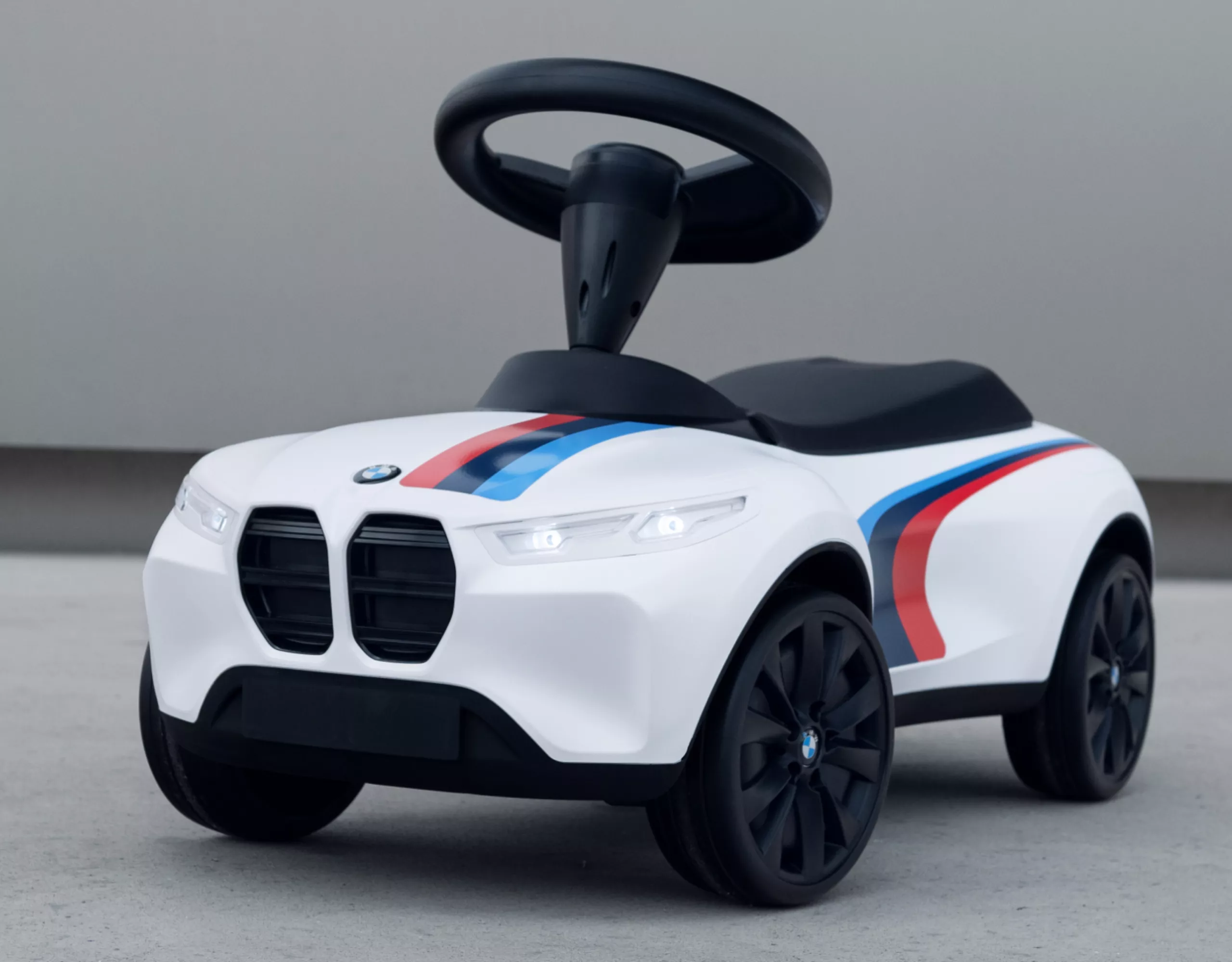 BMW Lifestyle Baby Racer in white with Seehaus-Stripes on the bonnet and on the side
