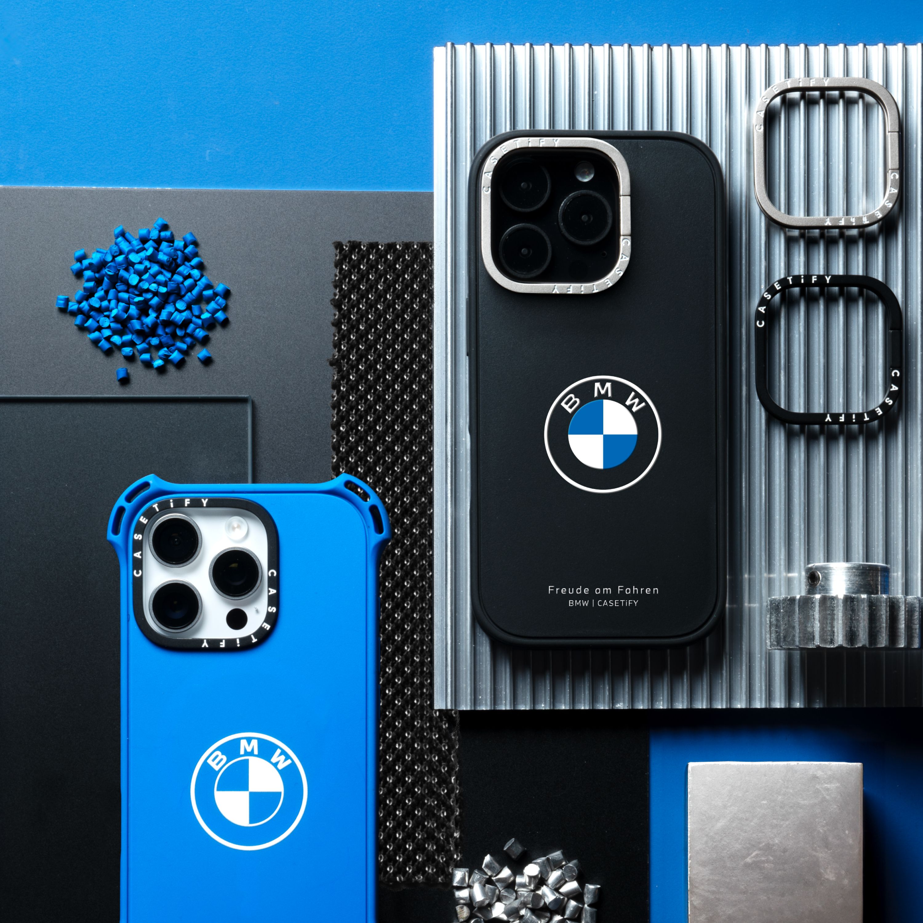 Varie custodie per smartphone e tablet BMW Lifestyle con logo BMW in varie forme per diversi modelli di smartphone