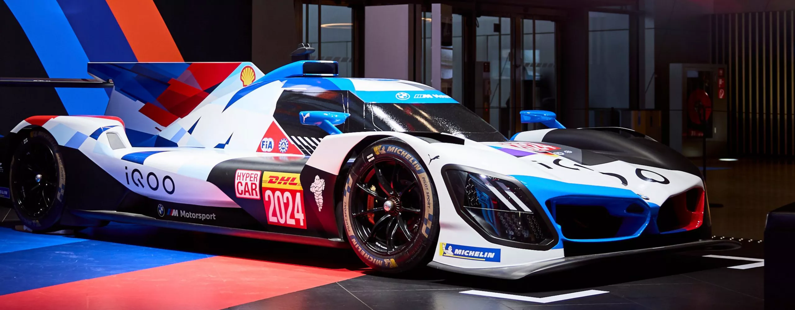 24h Le Mans race live at BMW Welt