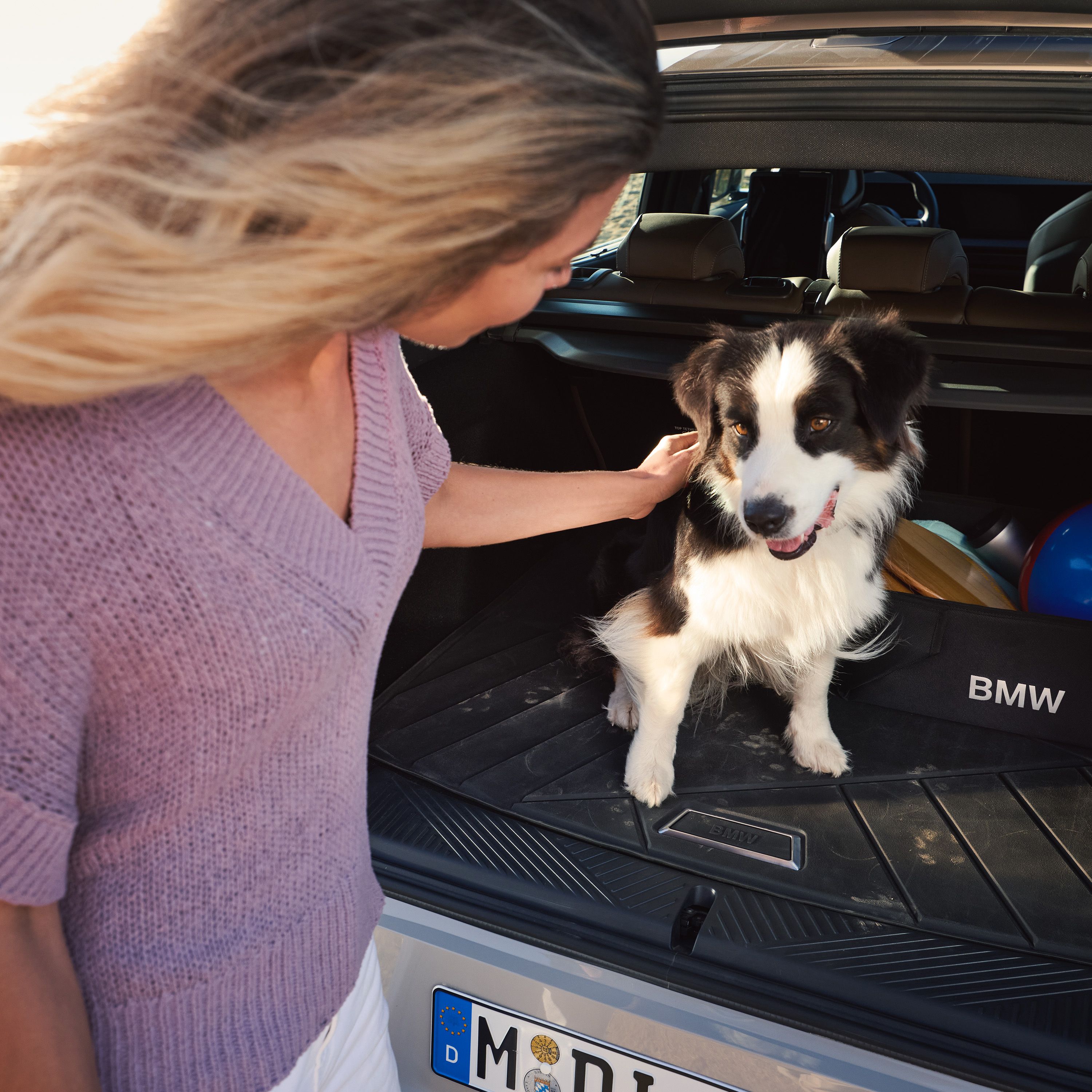 BMW fitted luggage compartment mat with extra protection Genuine BMW Accessories for summer and spring