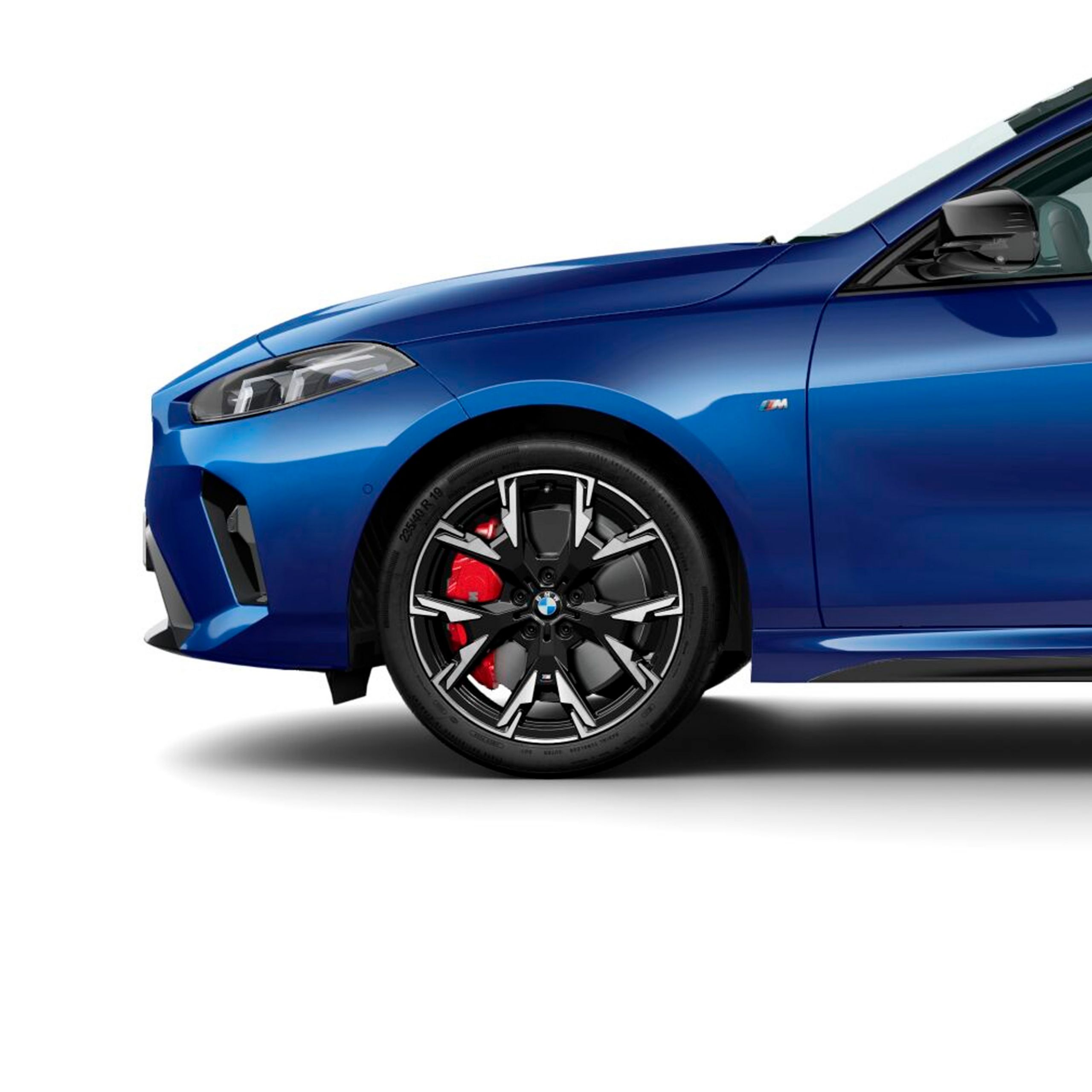 M Sport braking system, red high-gloss BMW M135