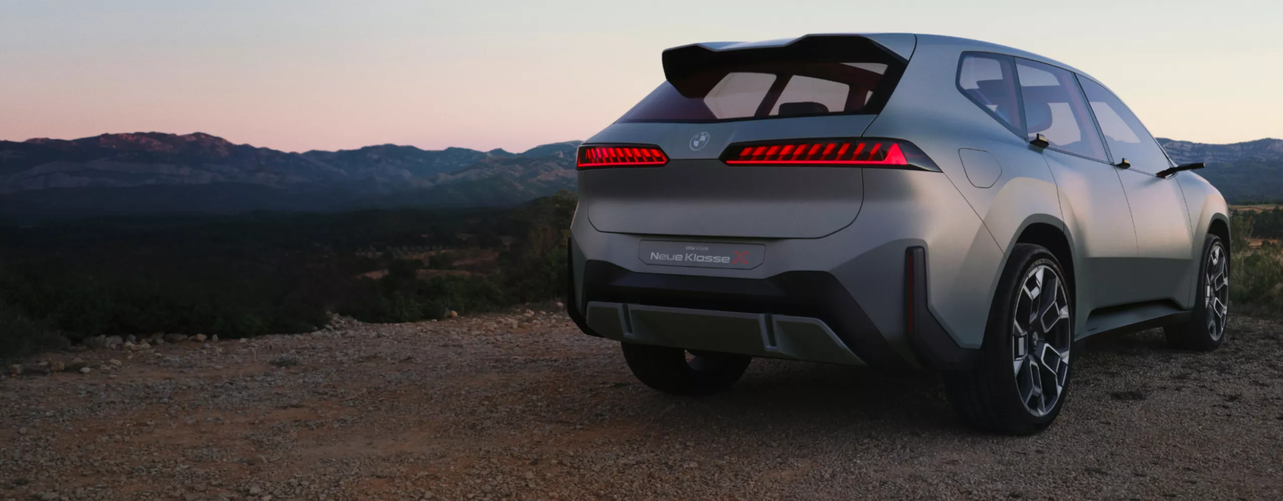 BMW Vision Neue Klasse X, Подписаться на обновления