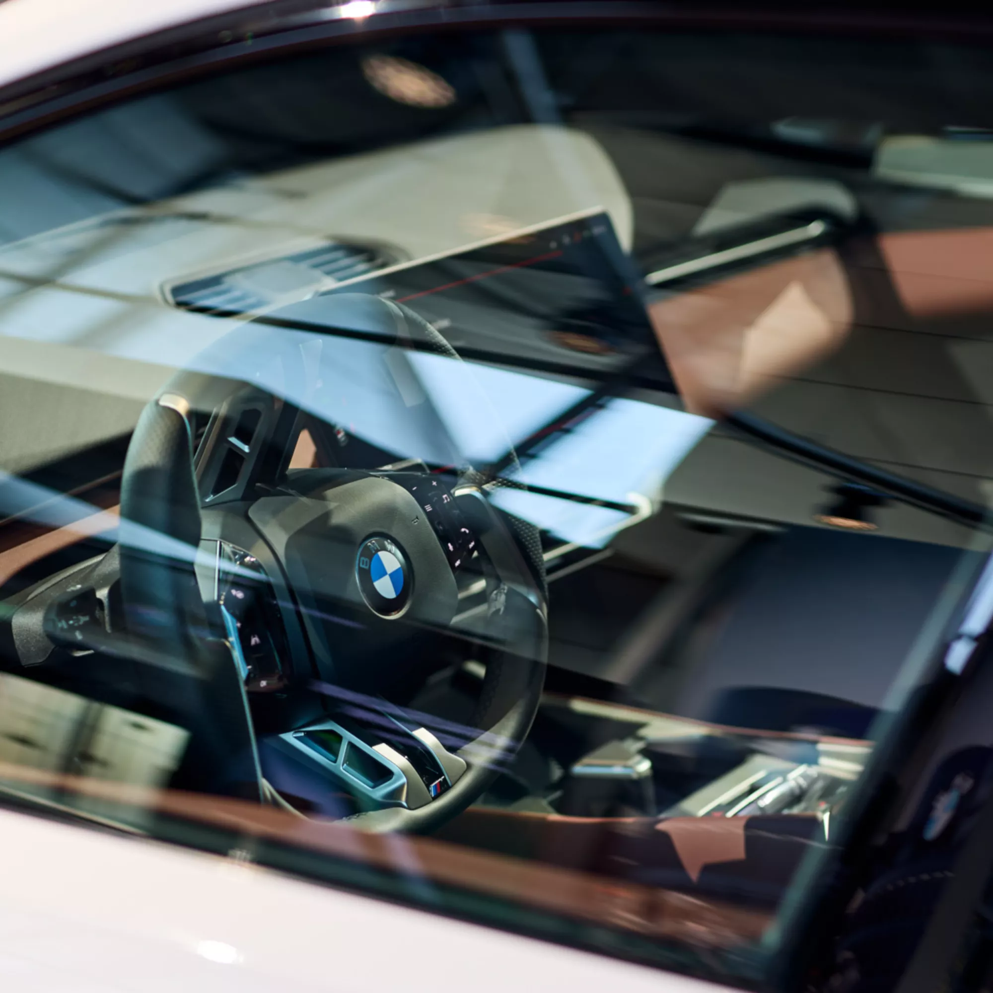 Weißer BMW i3 First Edition.