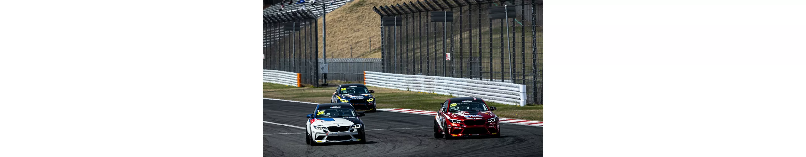 BMW & MINI Racing オフィシャル ソーシャルメディア