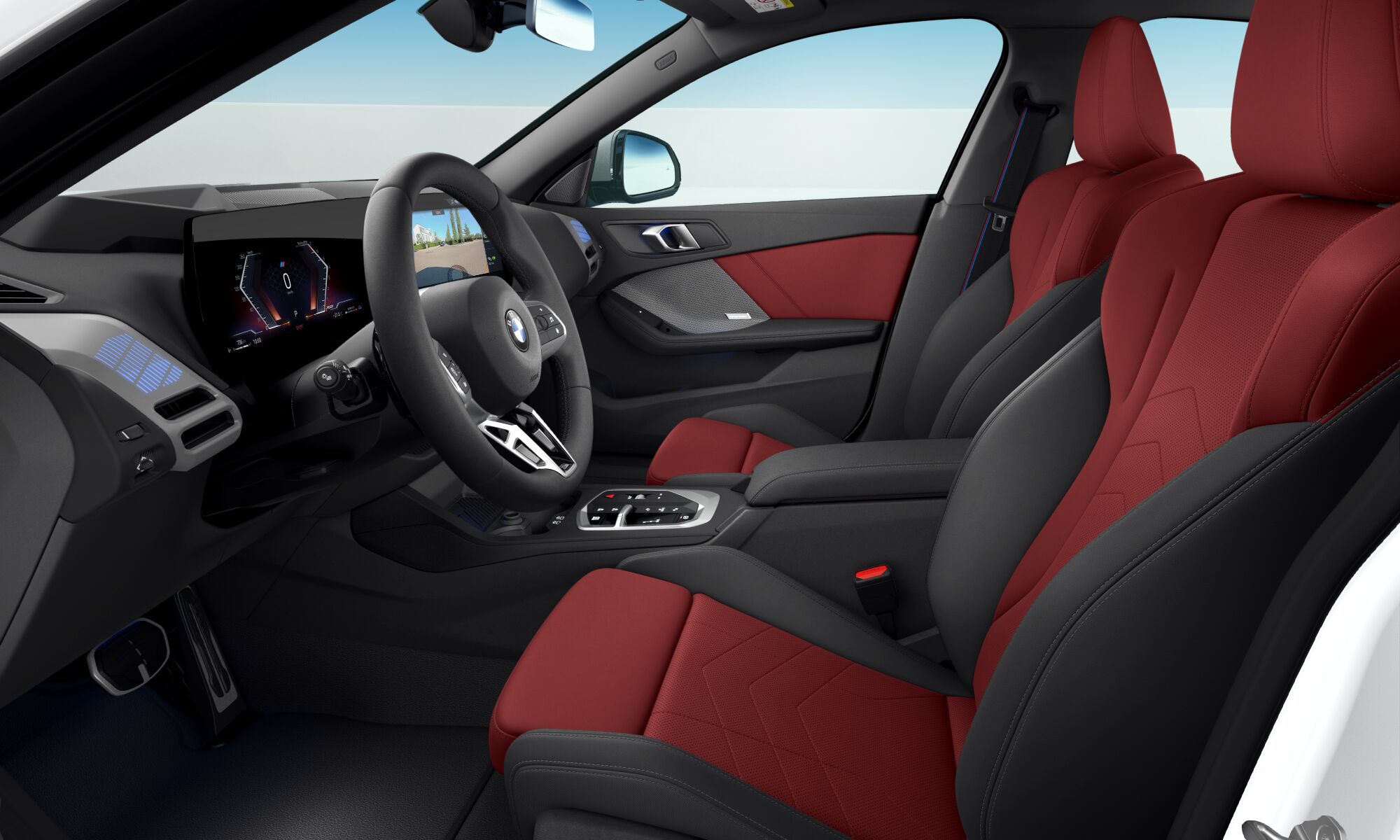 เบาะนั่งสปอร์ตสำหรับคนขับและผู้โดยสารด้านหน้าของ BMW ซีรีส์ 2 Gran Coupé
