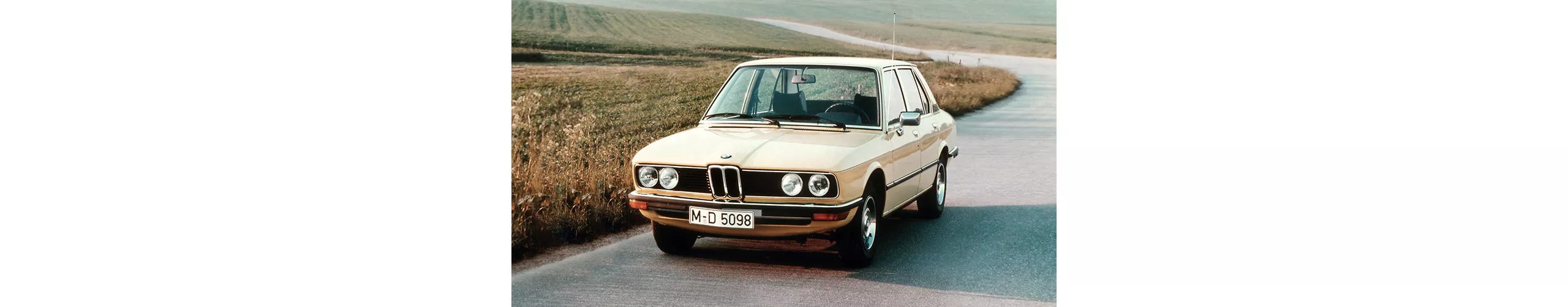 BMW 5シリーズ（E12：1972～81）