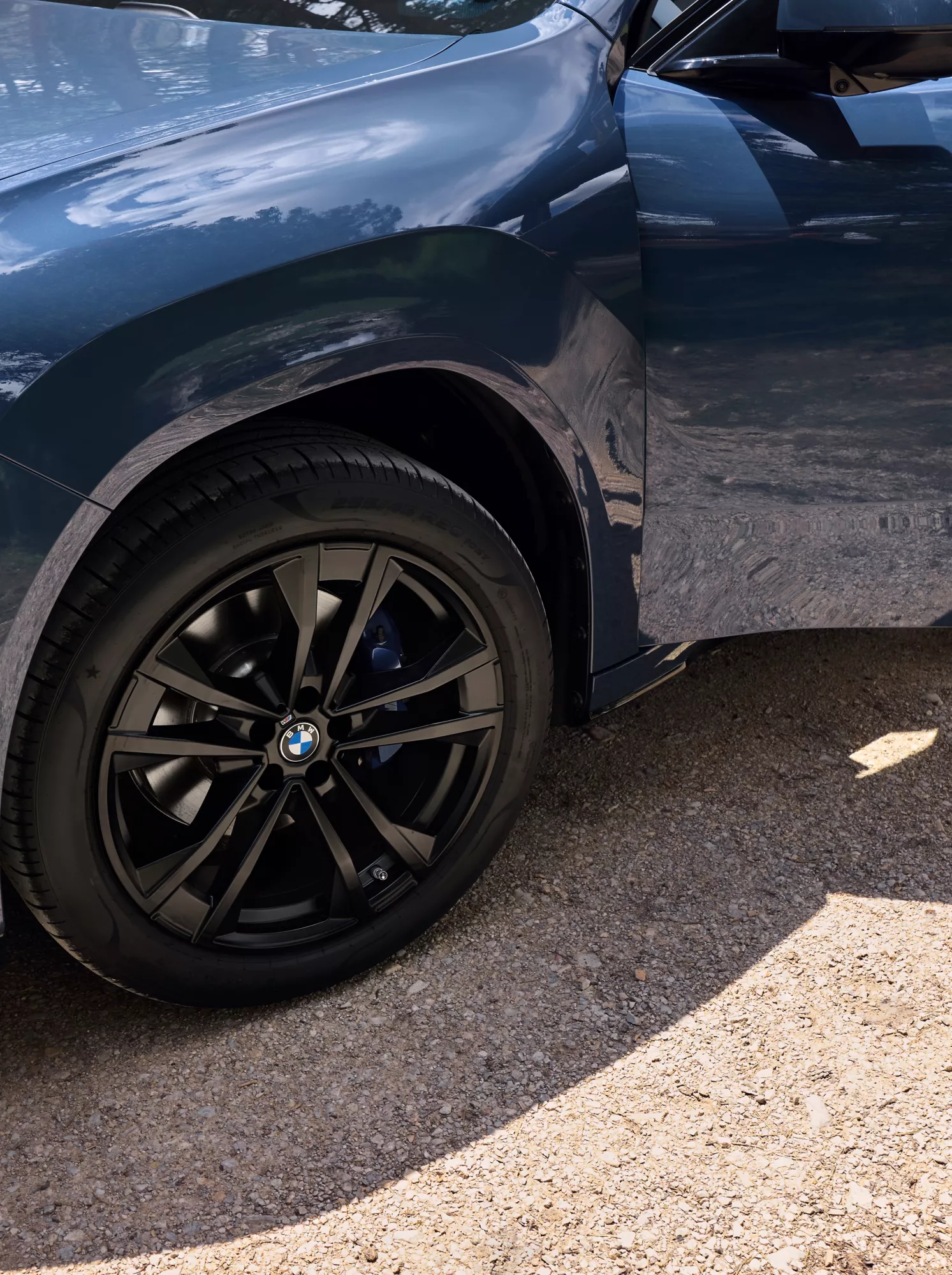 Pneu BMW em destaque