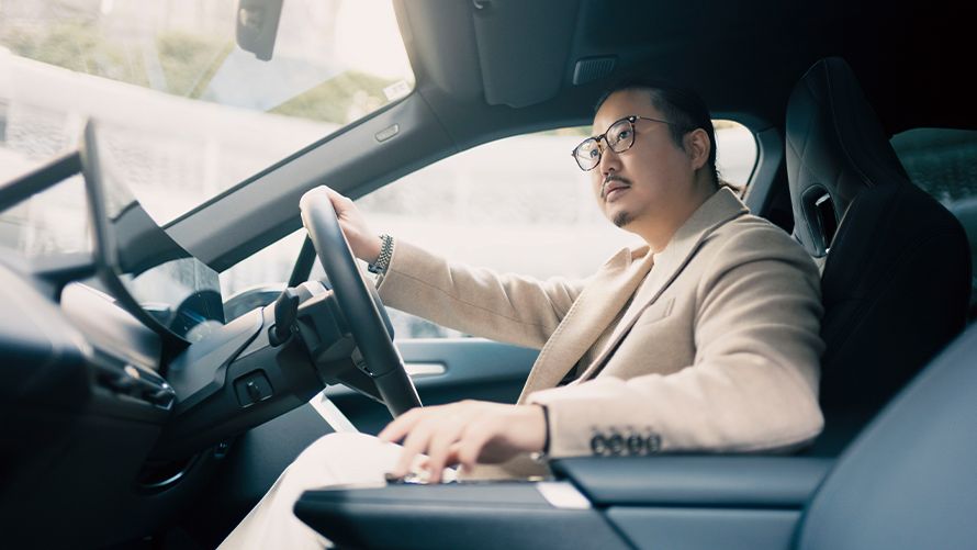 寛ぎのなかで、今宵への想いを馳せる。