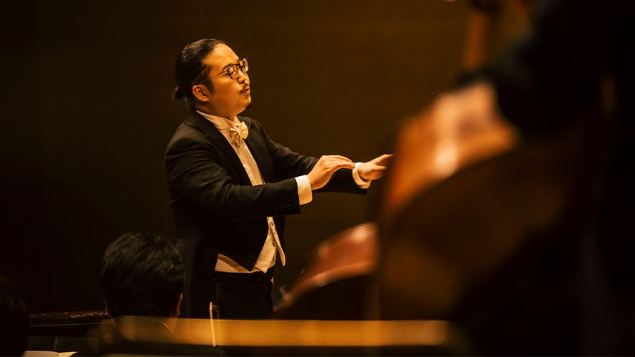 語り得ぬ感情を、時を超えて現出させる。