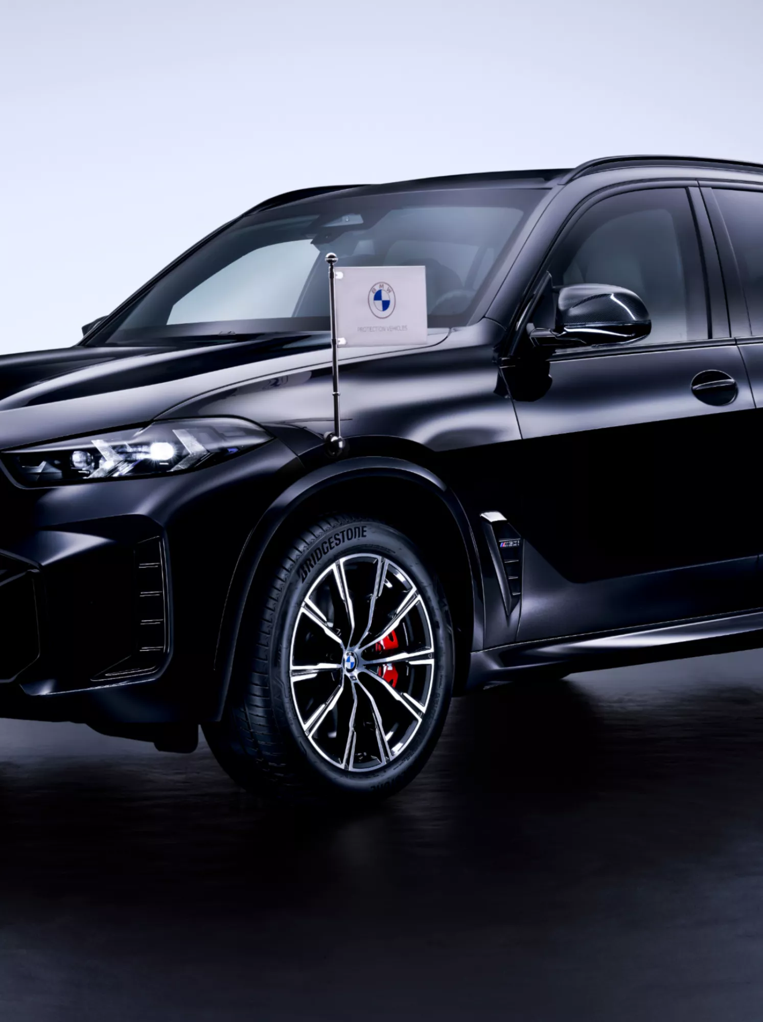 A BMW SUV Protection Vehicle with three-quarters of the side seen from the front