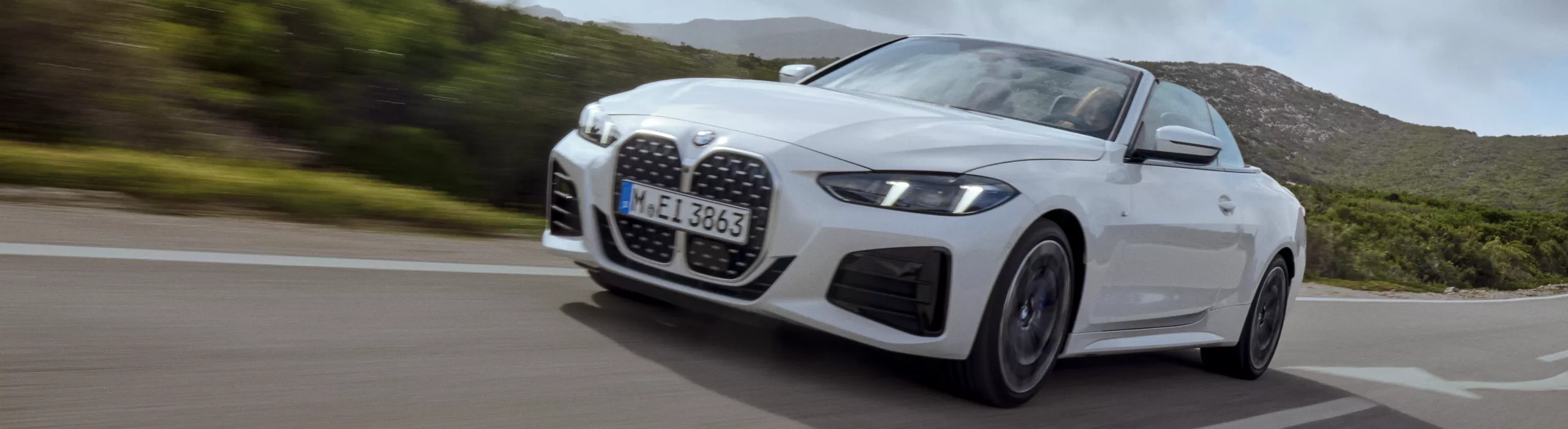 BMW 4 Series Convertible in Mineral White