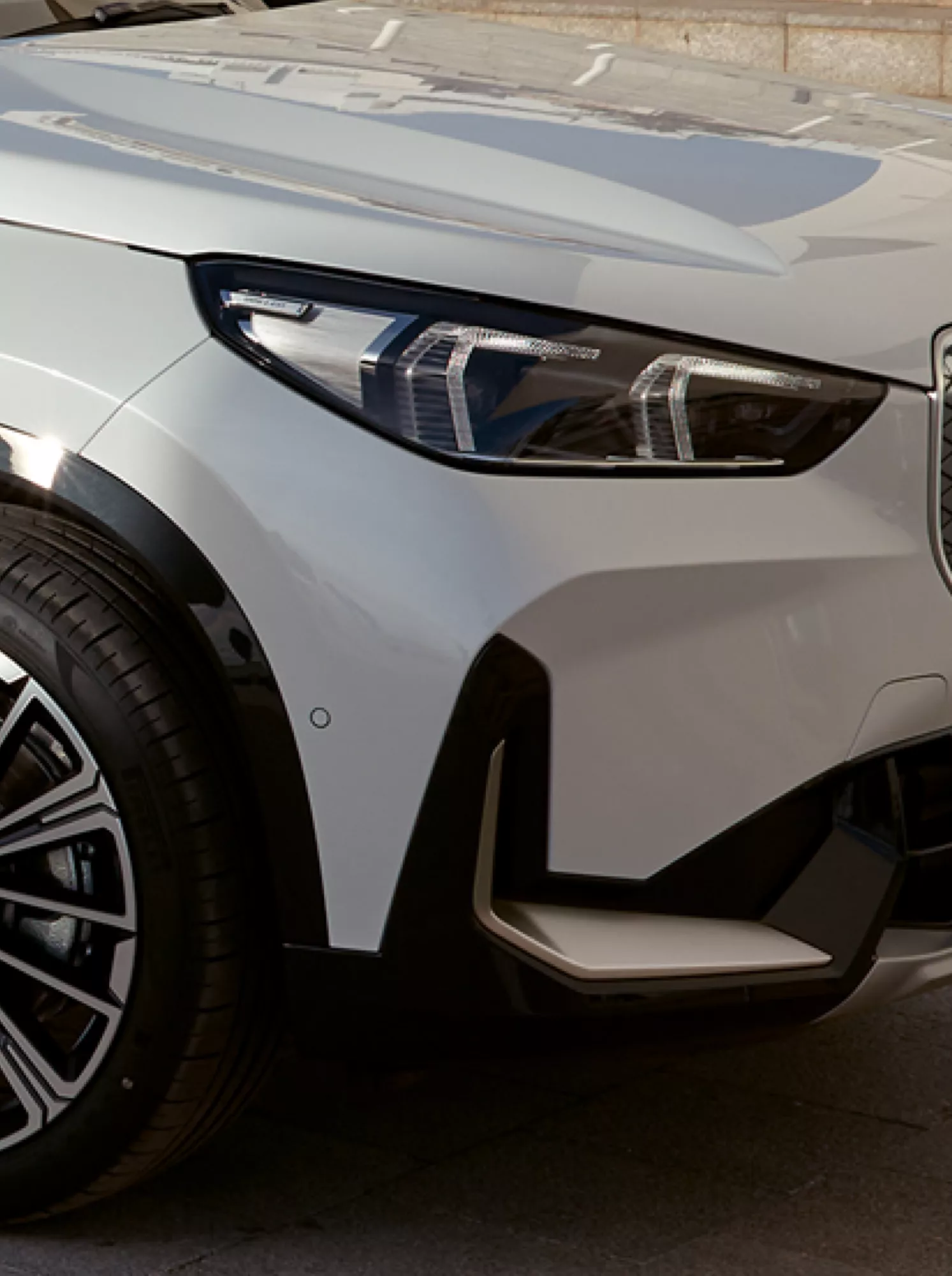 BMW iX1 Adaptive LED headlights