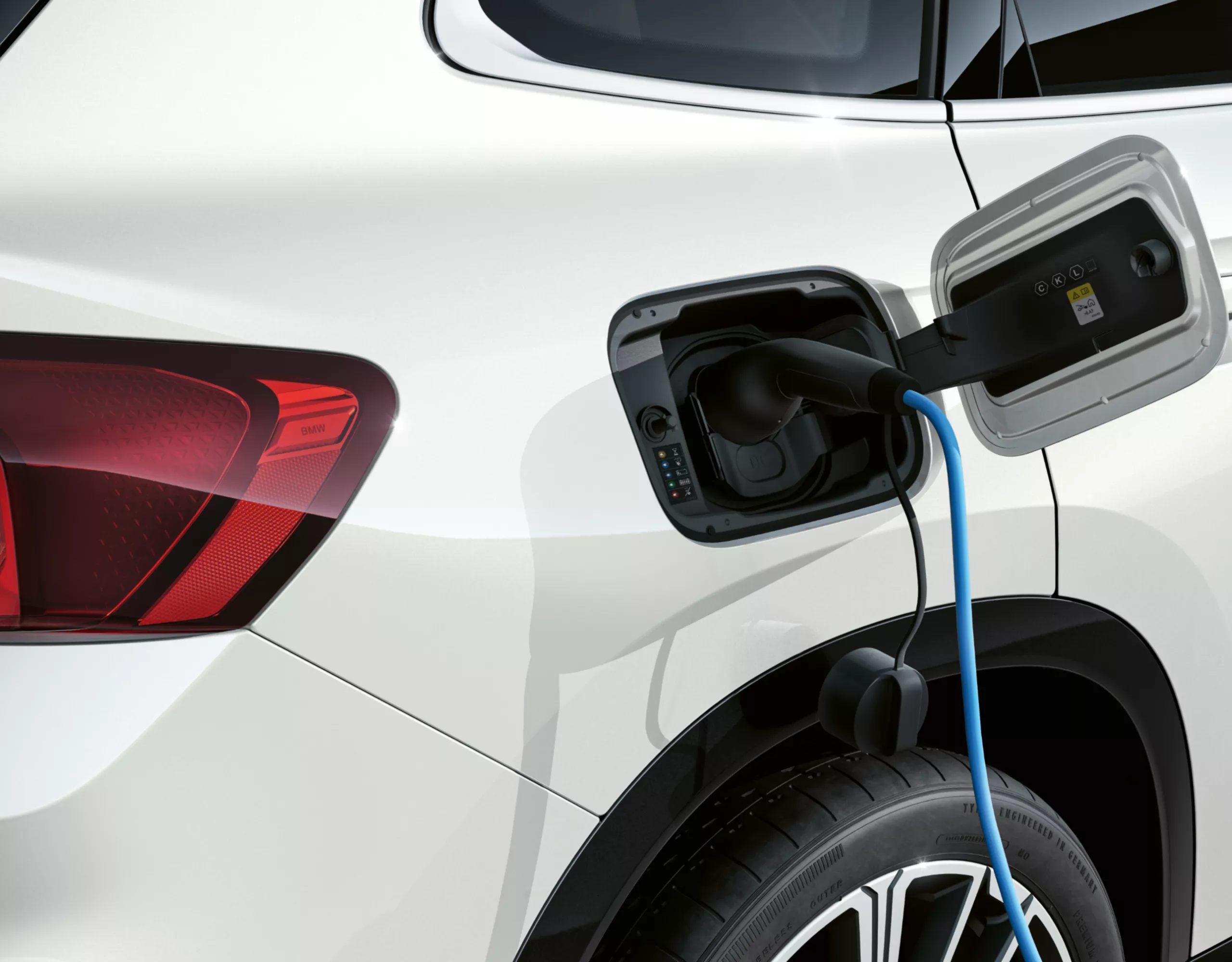 BMW iX1 Plug & Charge verejné nabíjanie