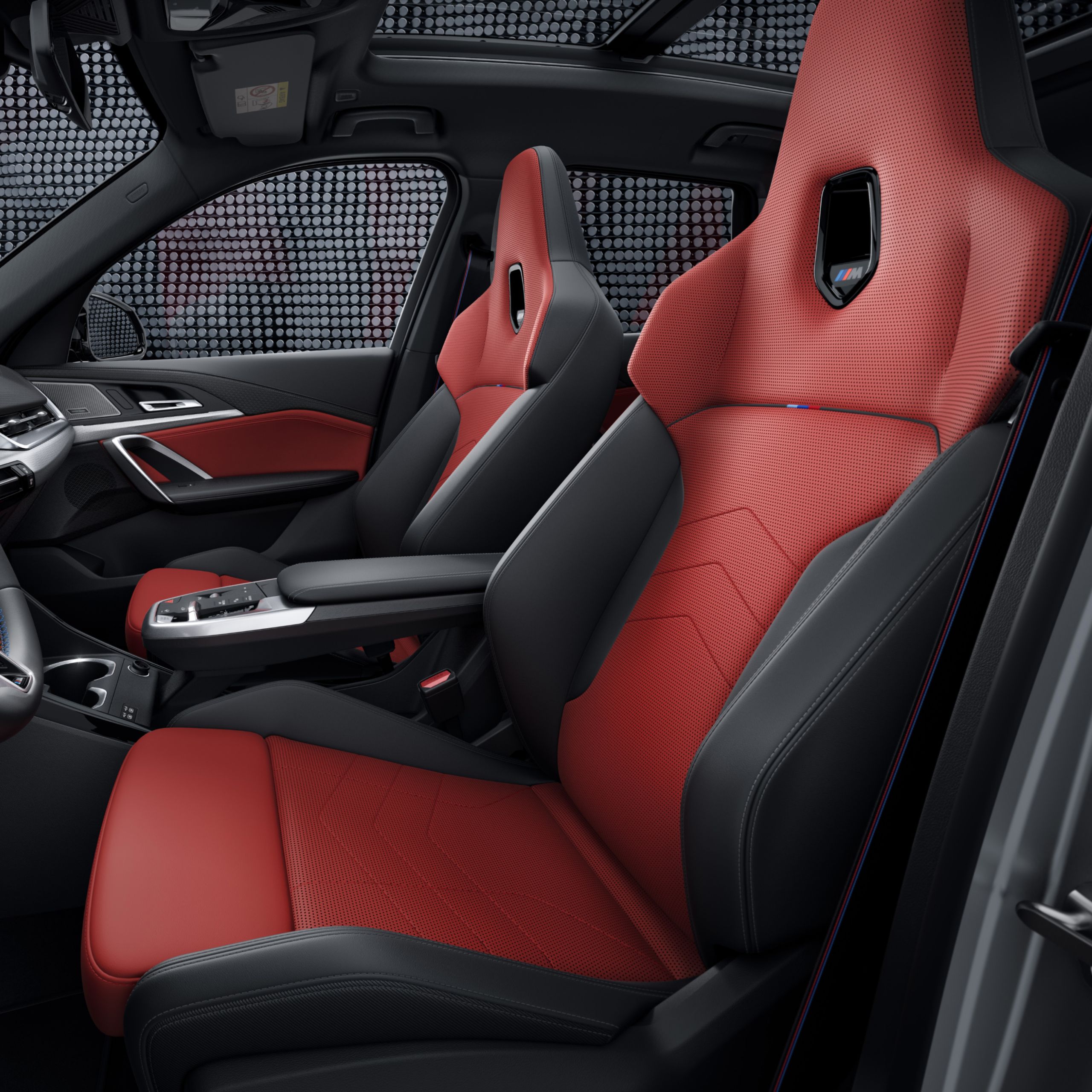 BMW X1 M35i xDrive Μ σπορ καθίσματα για τον οδηγό και τον συνοδηγό