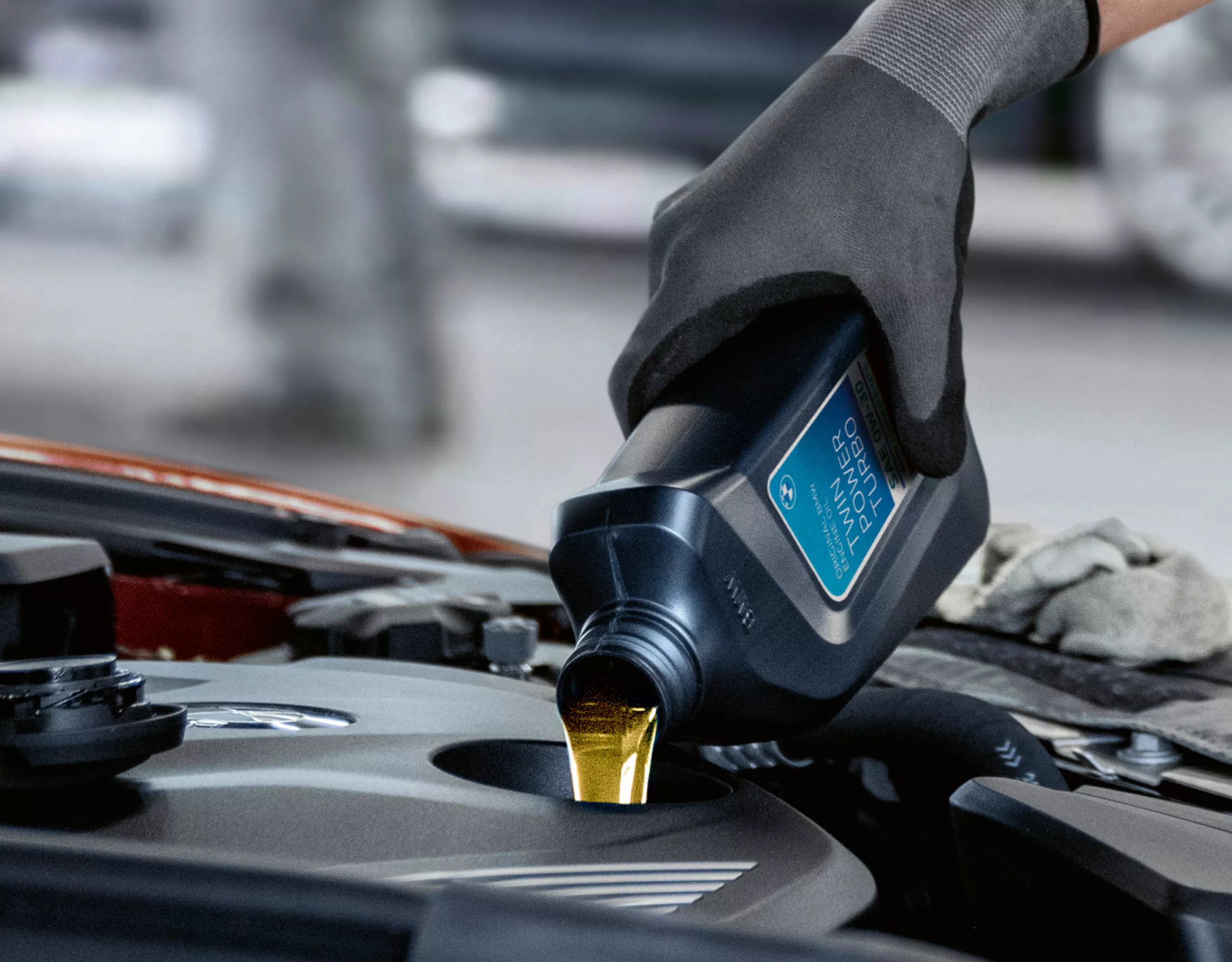 Troca de óleo do Serviço de Manutenção BMW.