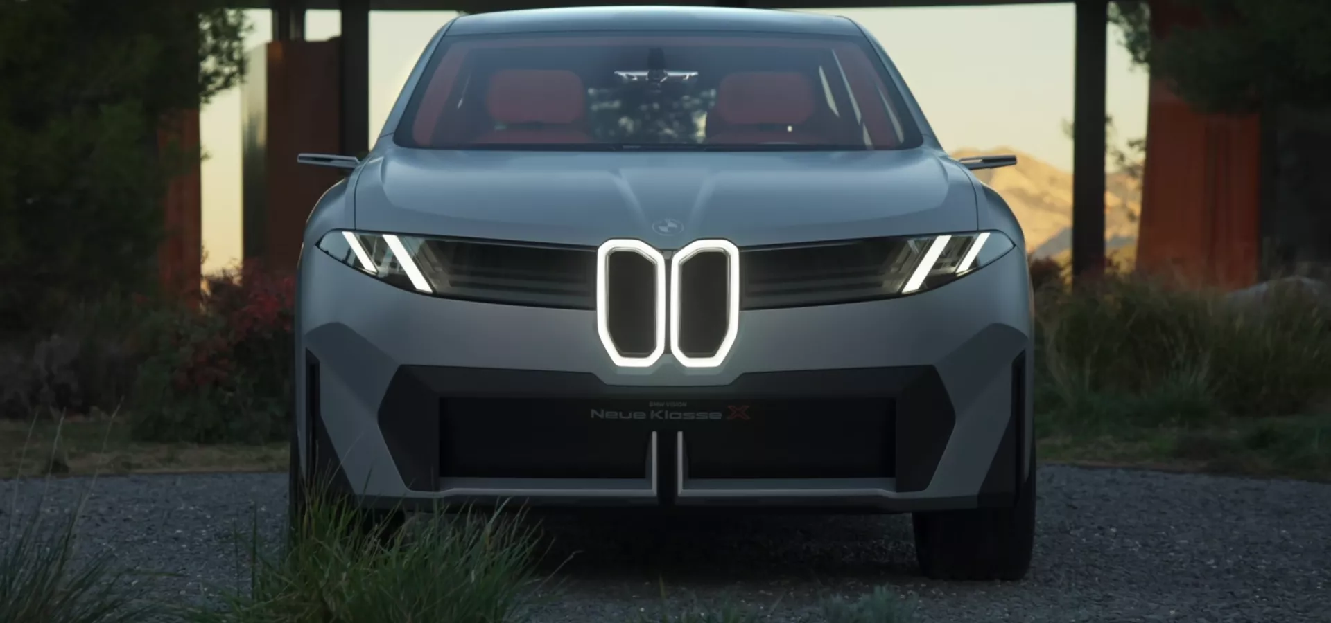 BMW Vision Neue Klasse X（ビジョン・ノイエ・クラッセ・エックス）