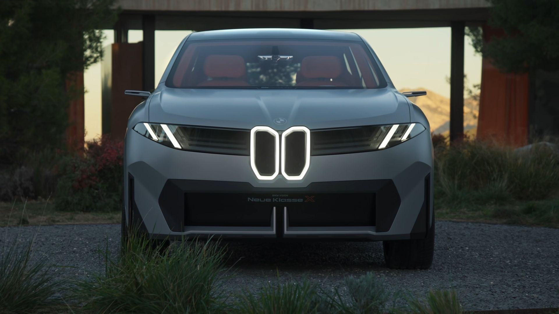 BMW Vision Neue Klasse X（ビジョン・ノイエ・クラッセ・エックス）