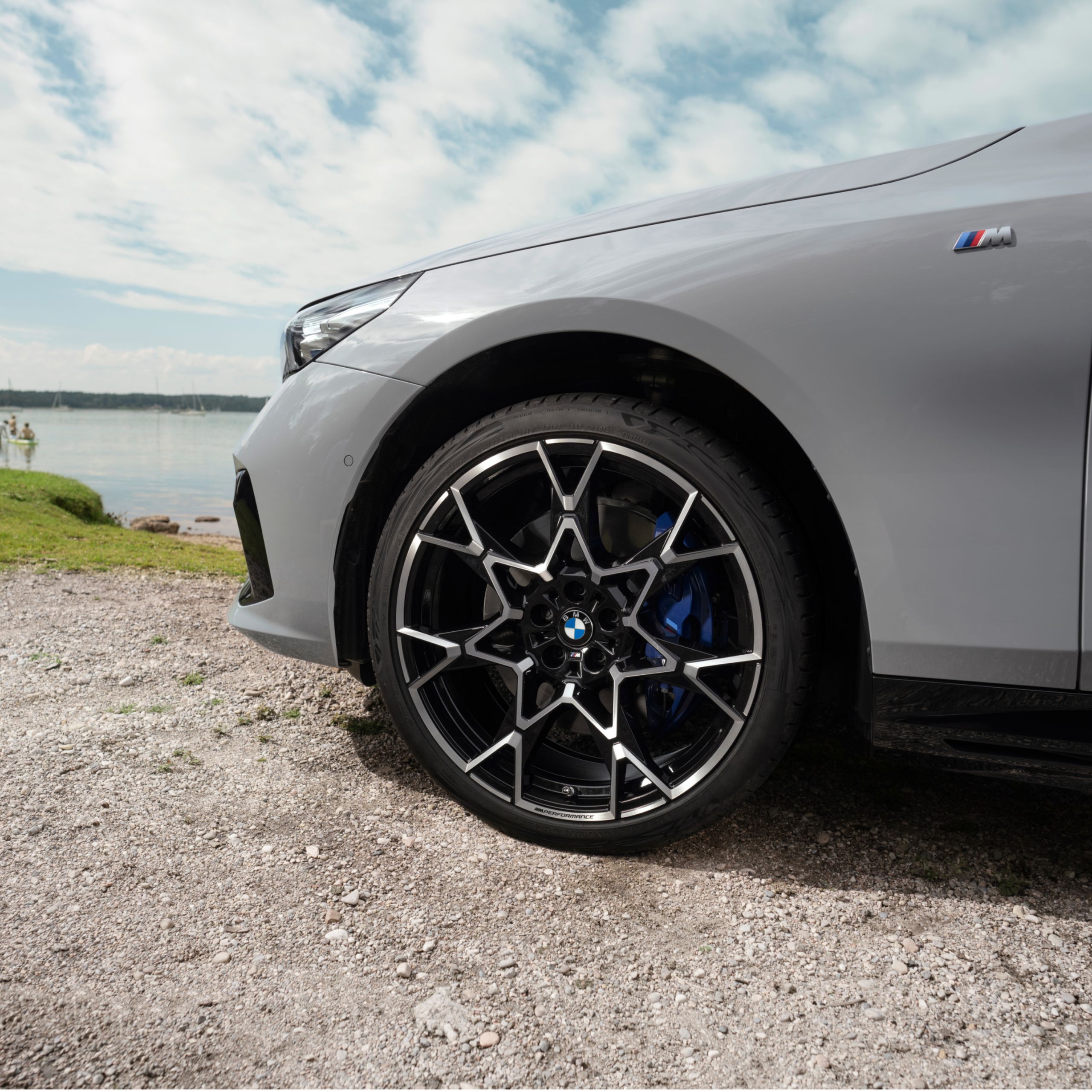 21" M Performance kotači od lake legure cross-spoke style 943 M
