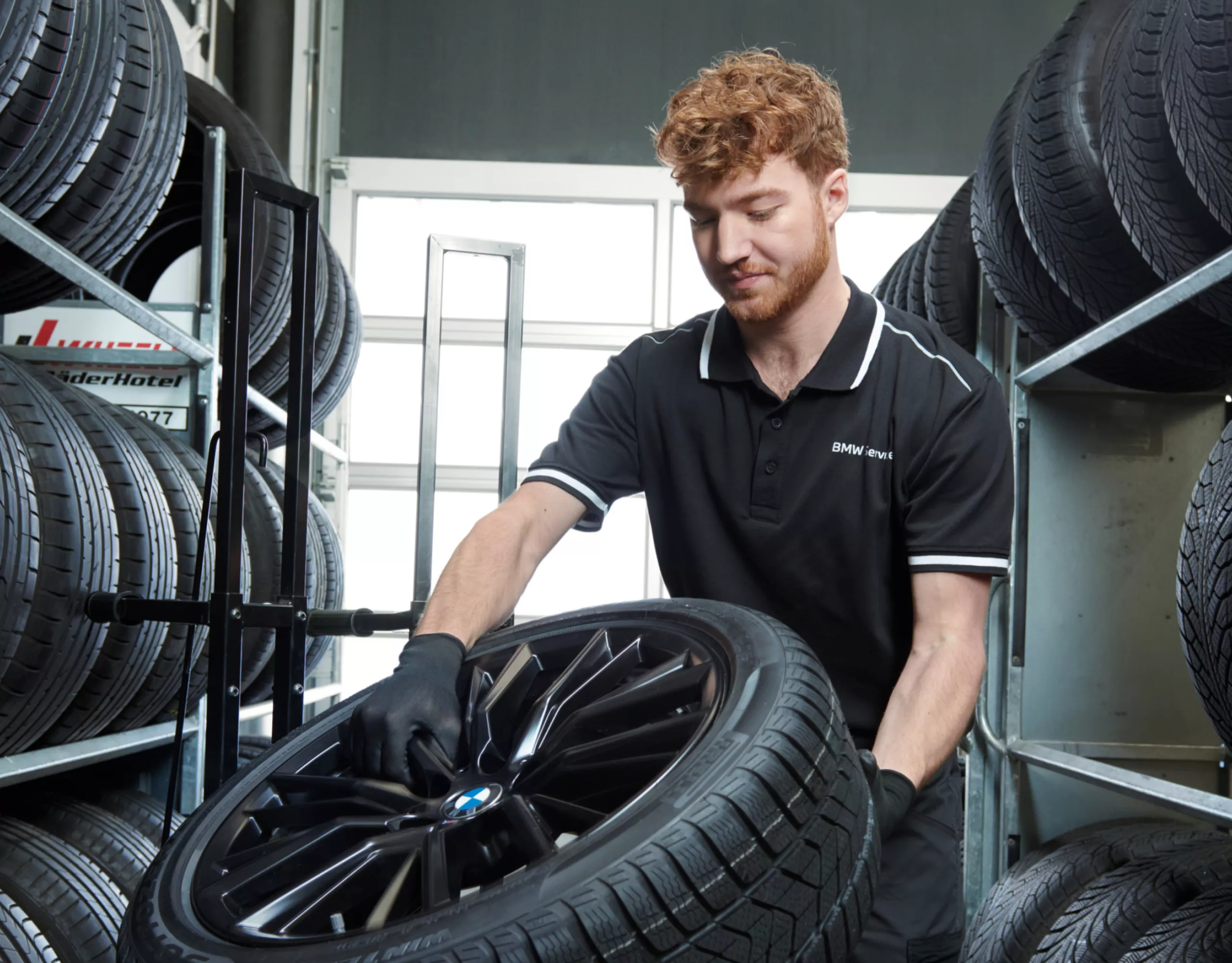 Услуга хранения колес BMW