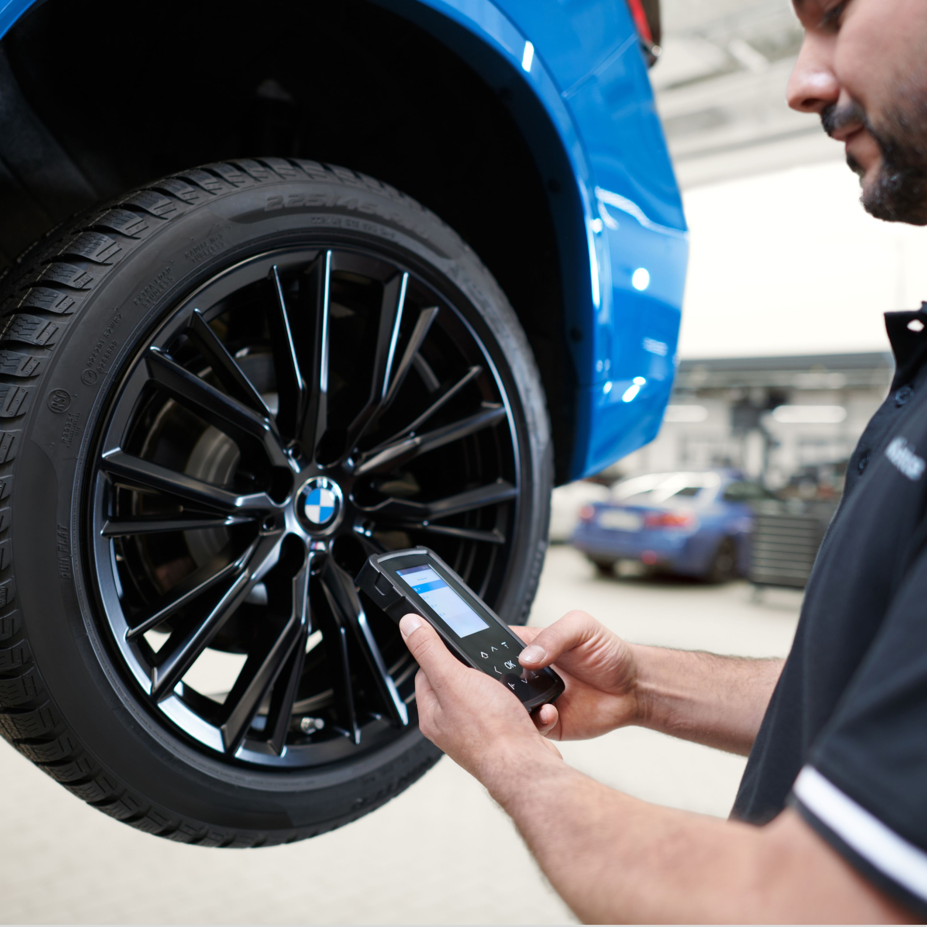 BMW wheels and tyres digital tyre diagnosis