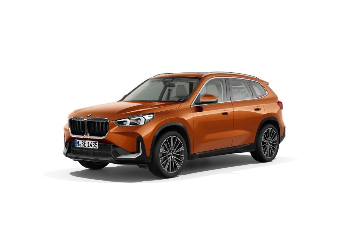BMW  X1 brezplačnim paketom rednih servisov do 5 let ali 100.000 km.*
