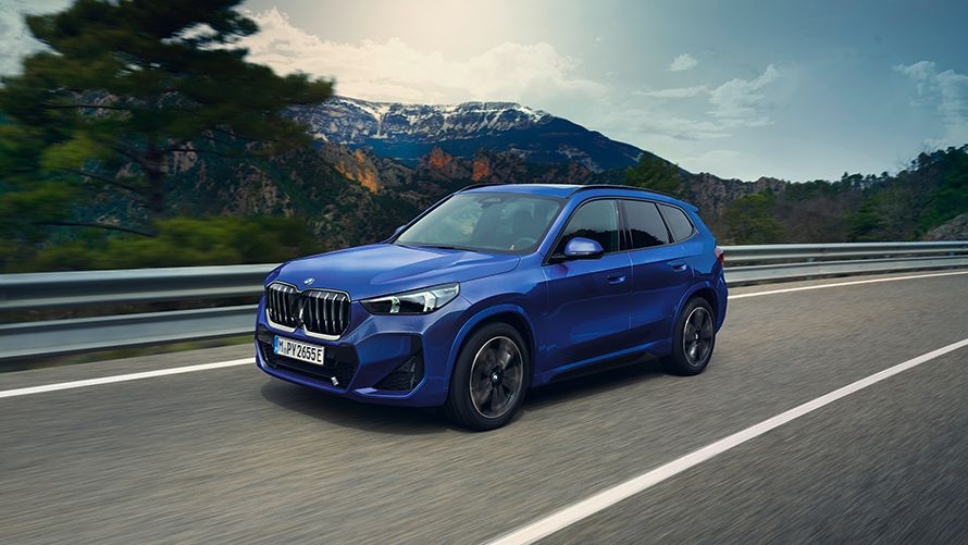 BMW X1 装備・価格表
