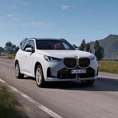 BMW X3 white front view 