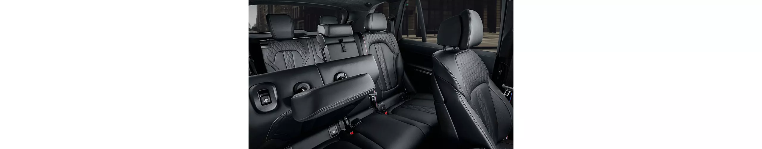 BMW X5：3列目シート